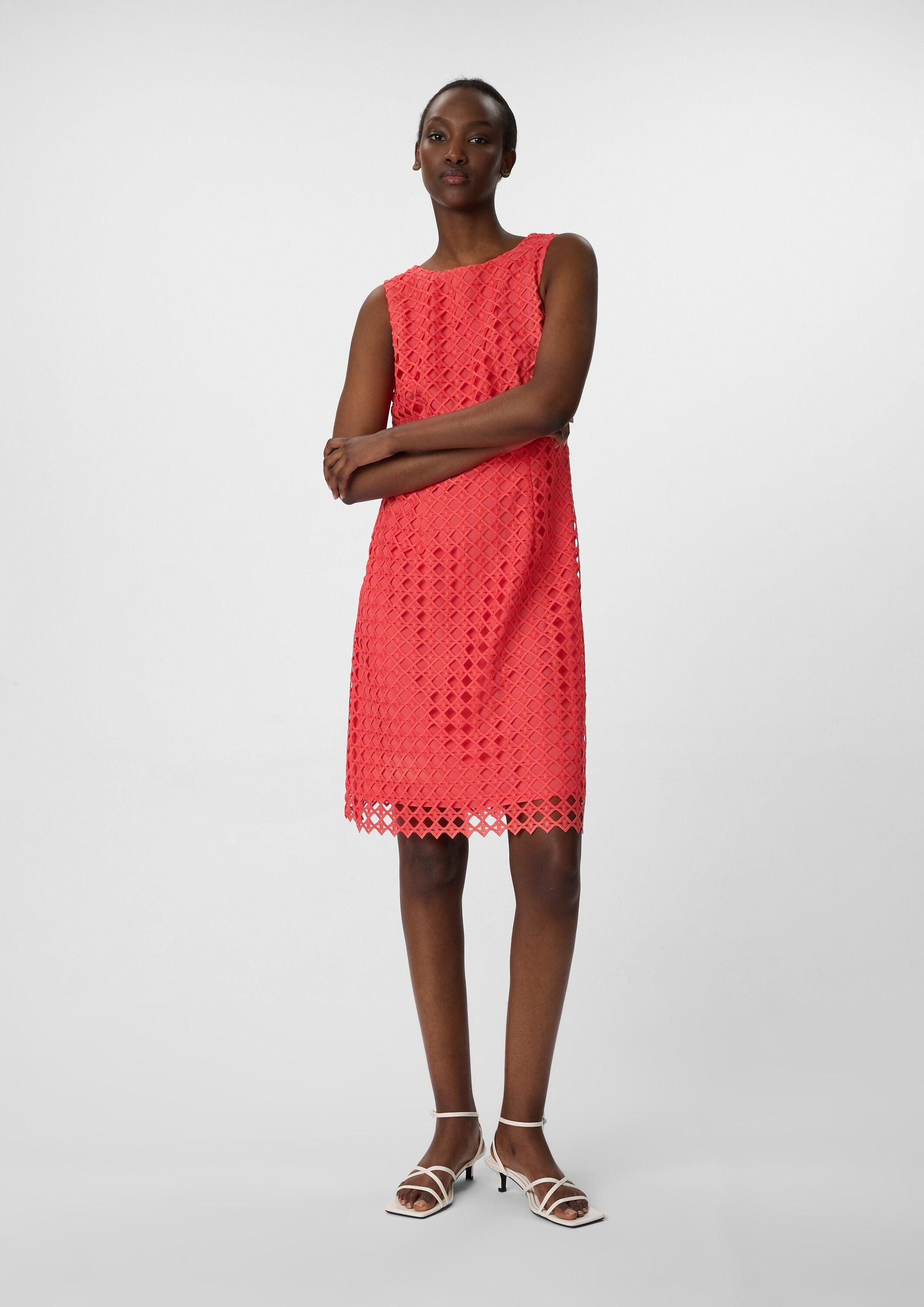 comma Minikleid Kleid Tailliertes Spitzenkleid mit blickdichtem Futter günstig online kaufen