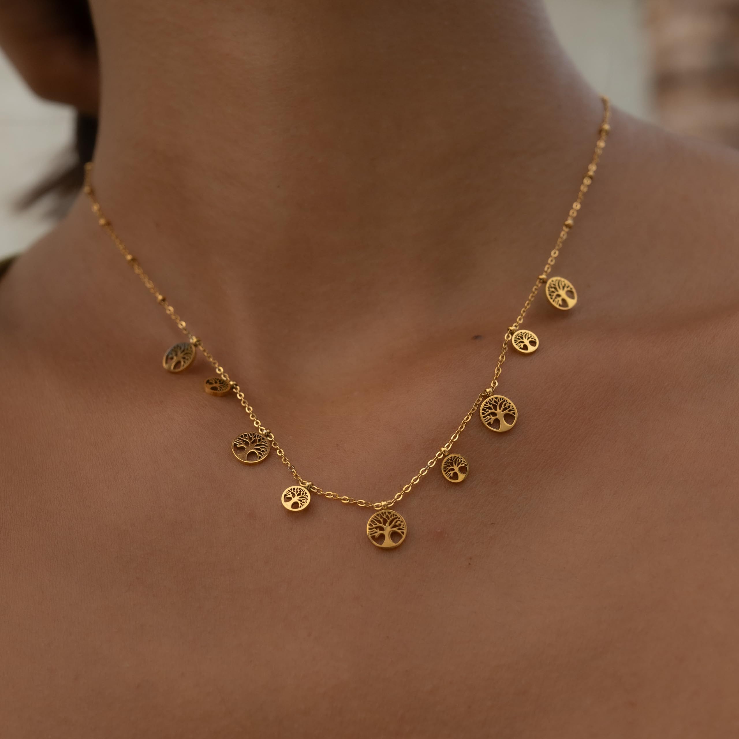 Made by Nami Kette mit Anhänger Herz-/Baumkette für Damen in Gold aus Edelstahl, Geschenke für Frauen Wasserfester Schmuck