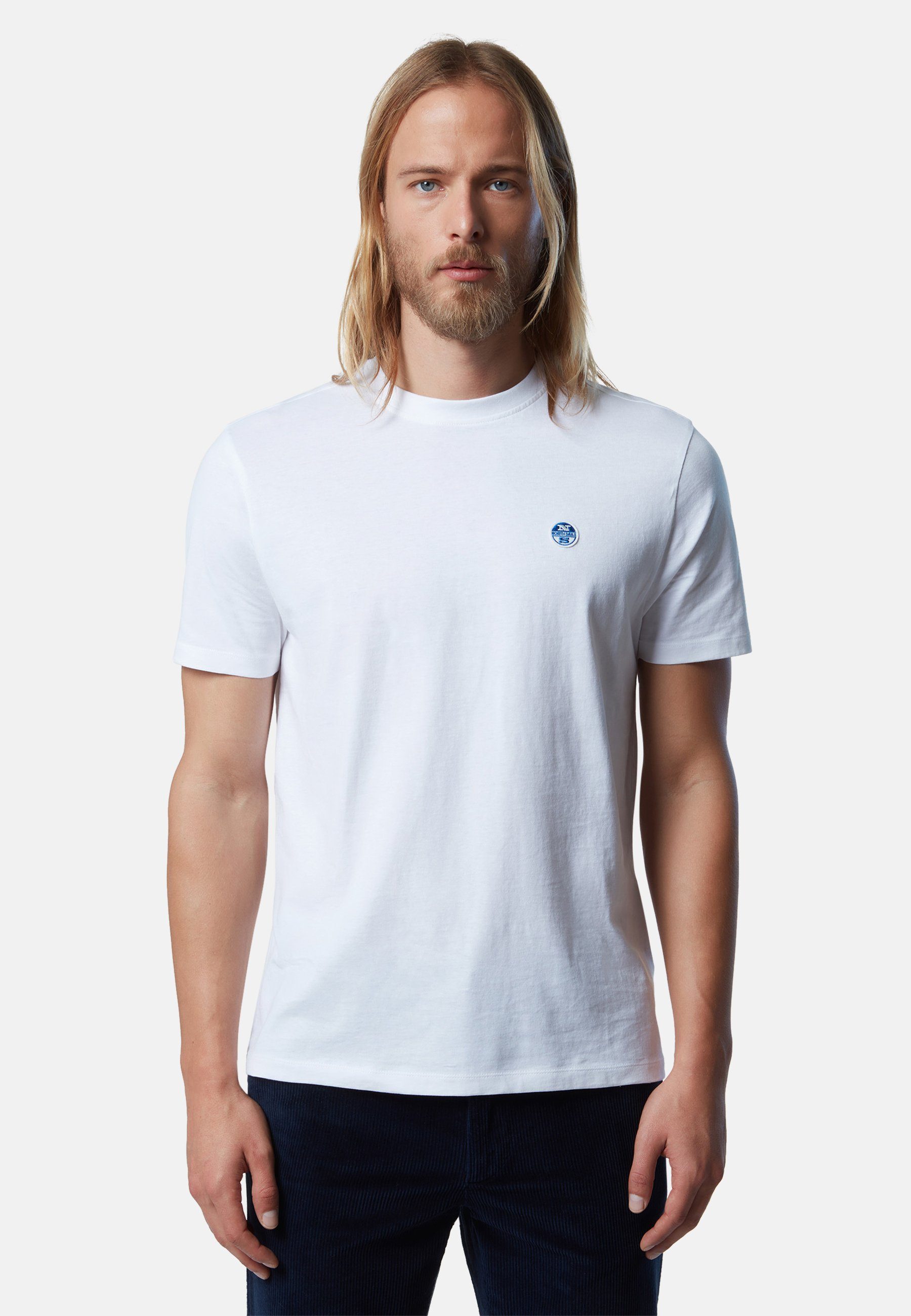 North Sails T-Shirt T-Shirt Design weiss Logo-Aufnäher mit mit klassischem