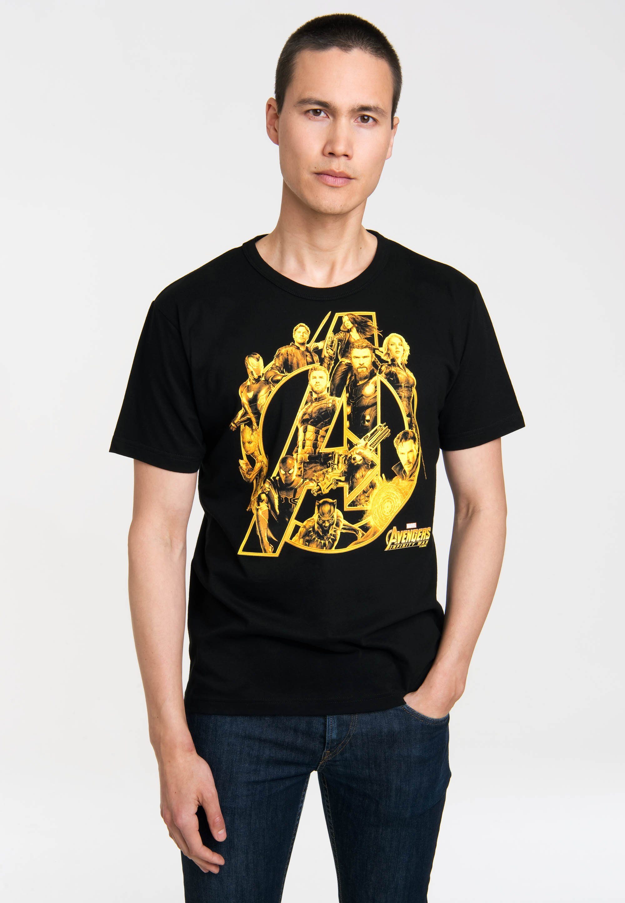 War mit LOGOSHIRT Avengers Infinity T-Shirt Front-Print