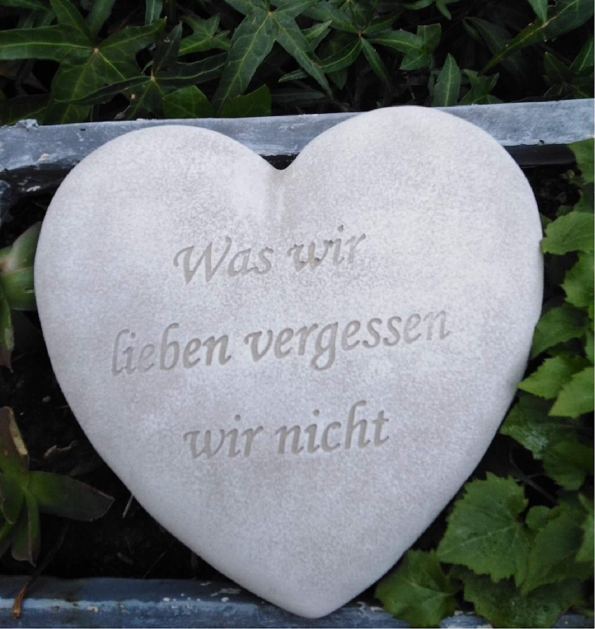 Radami Gartenfigur Grabherz "Was wir lieben günstig online kaufen