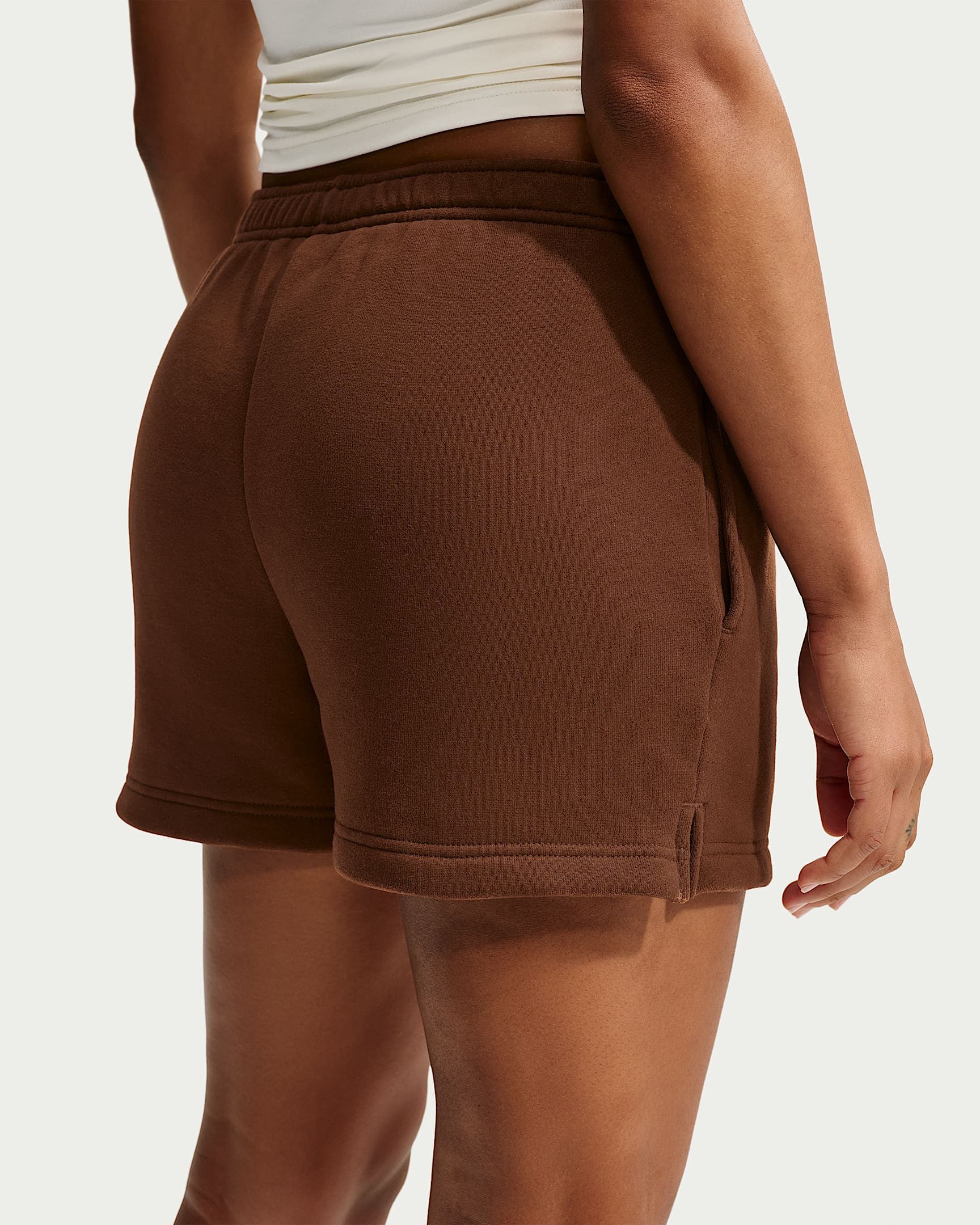 Nike Sportswear Shorts W NK STDO FLC MW MR STD 4 SHRT mit Eingrifftaschen, ca. Mitte Oberschenkel lang, gerade Beinform