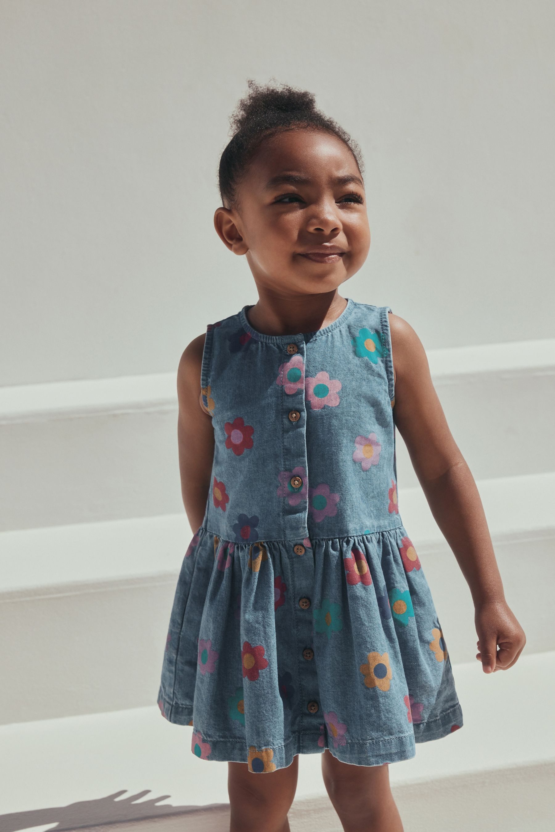 Next Jeanskleid Ärmelloses Jeanskleid (1-tlg)