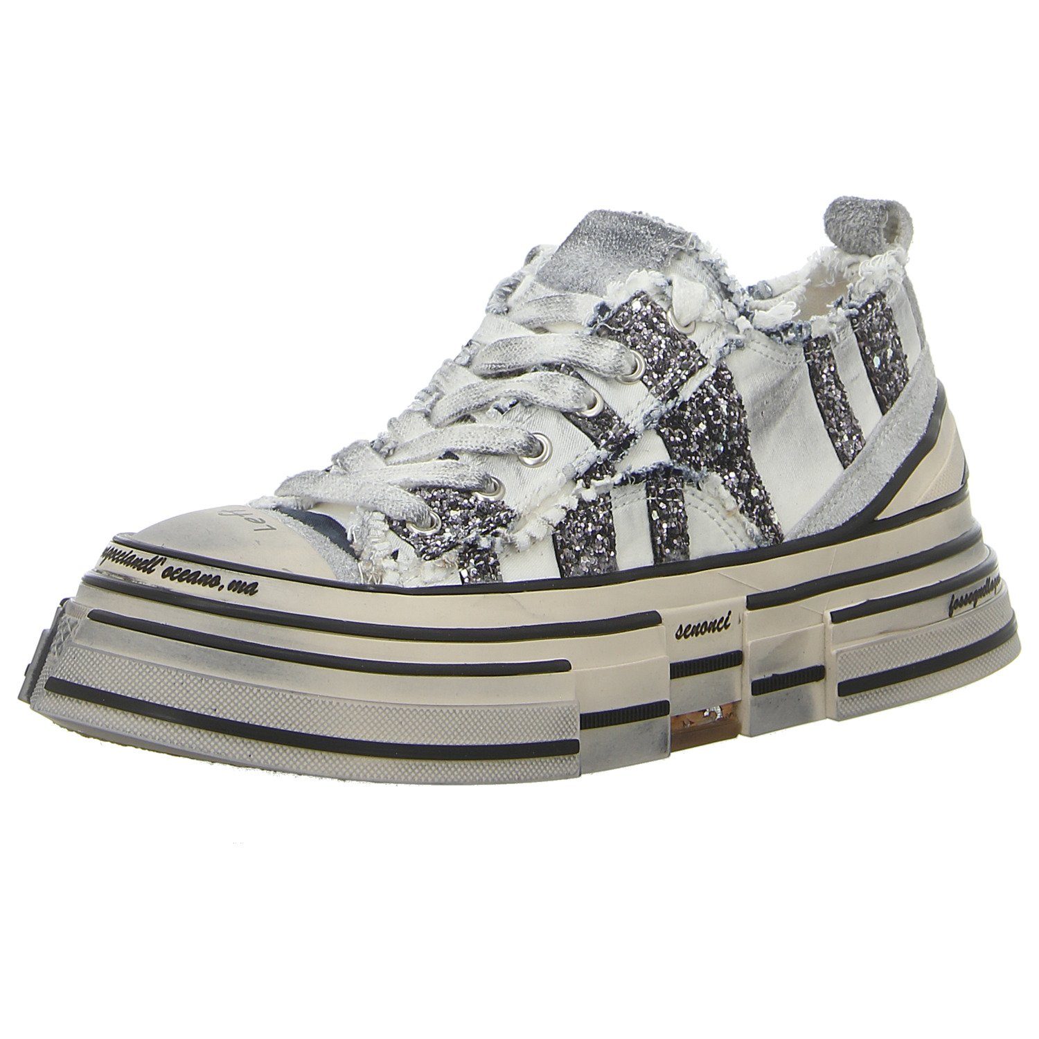 Sneaker