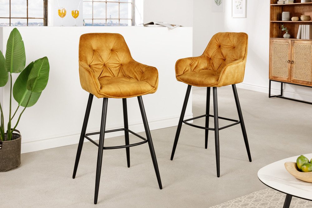 riess-ambiente Barhocker MILANO senfgelb/schwarz - Samt, Metallgestell, mit Lehne & Fußablage (Einzelartikel, 1 St), Stuhl mit Chesterfield-Steppung – ideal für – Bild 2 von 5