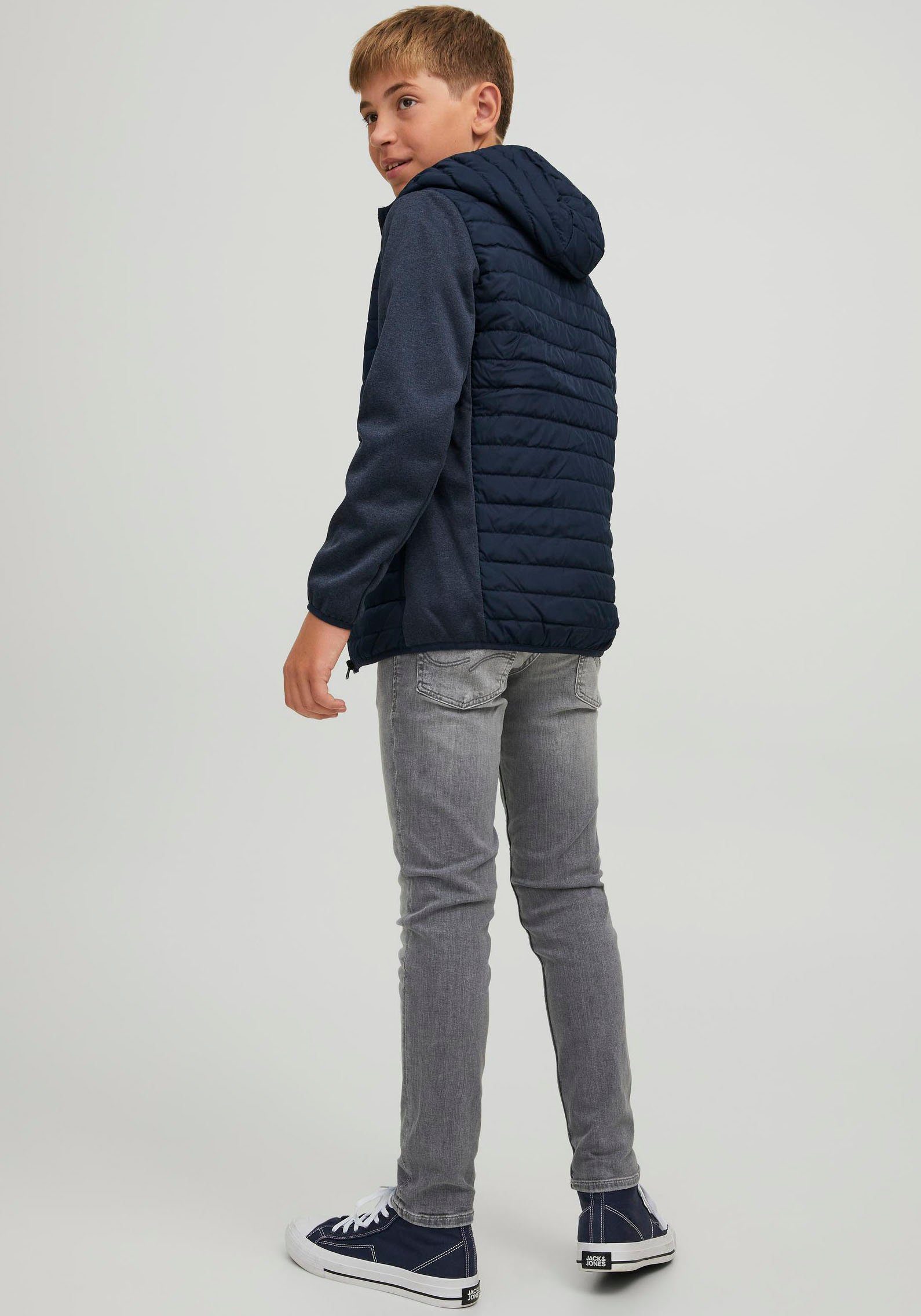 Jack & Jones Junior Steppjacke JJEMULTI wärmt, winddicht, wasserdicht, gesteppt Farbeinsatz, modisch, regular fit, Kapuze – Bild 2 von 5