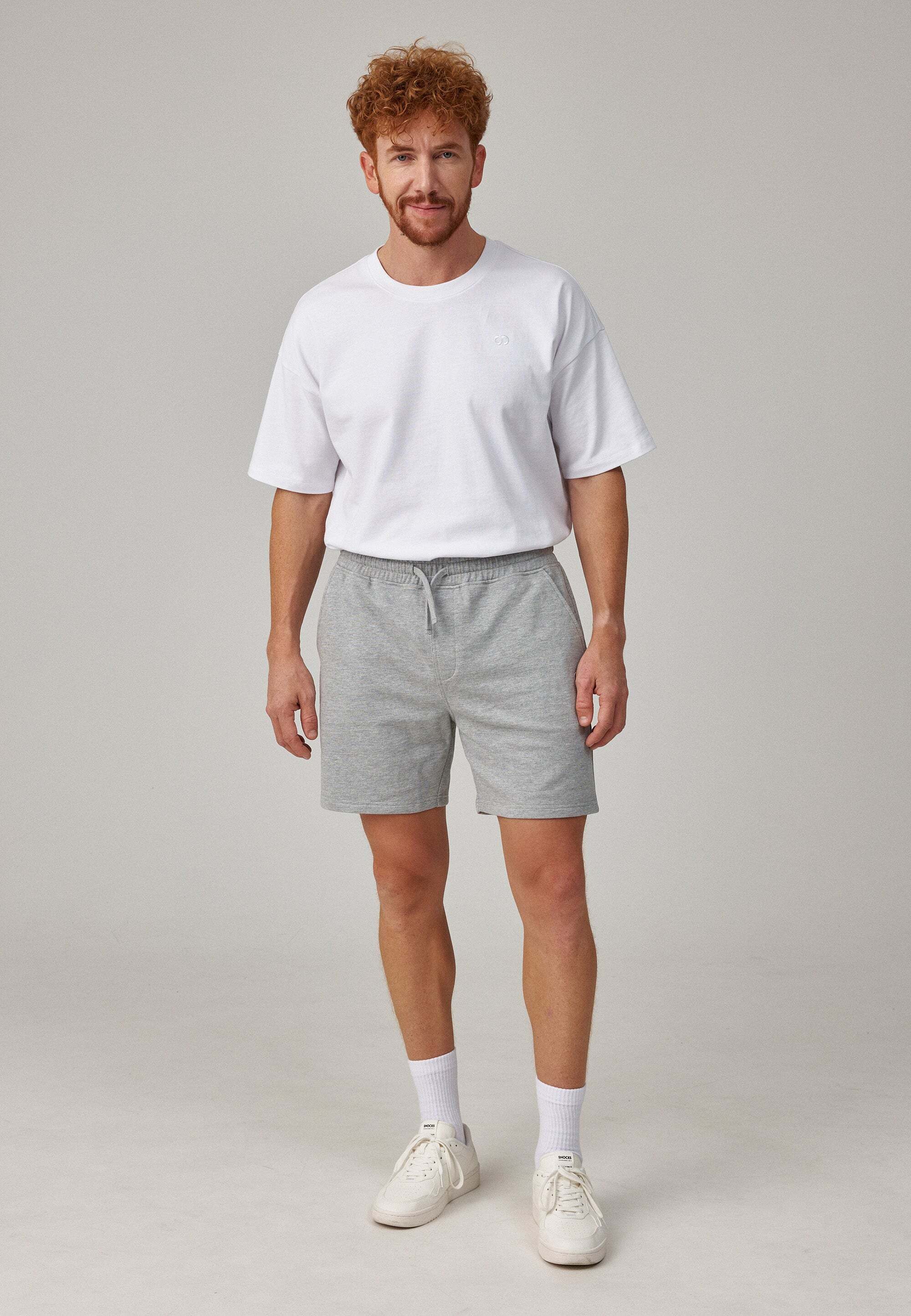 SNOCKS Trainingsshorts Kurze Sweatshorts für Herren aus Bio-Baumwolle (1-tlg) perfekt für den Sport, bequeme Passform, aus Bio-Baumwolle