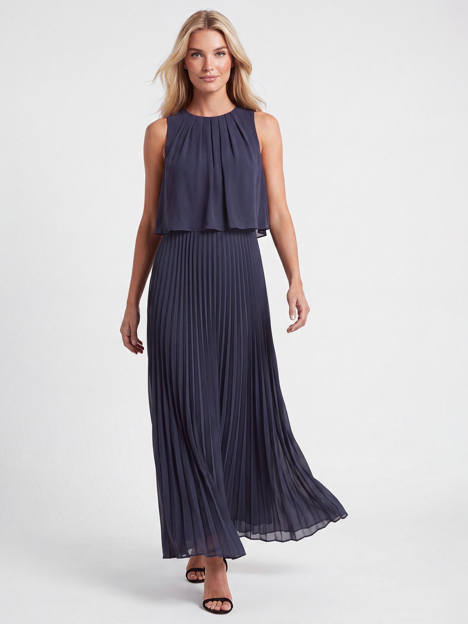 Apart Abendkleid mit Plisseerock