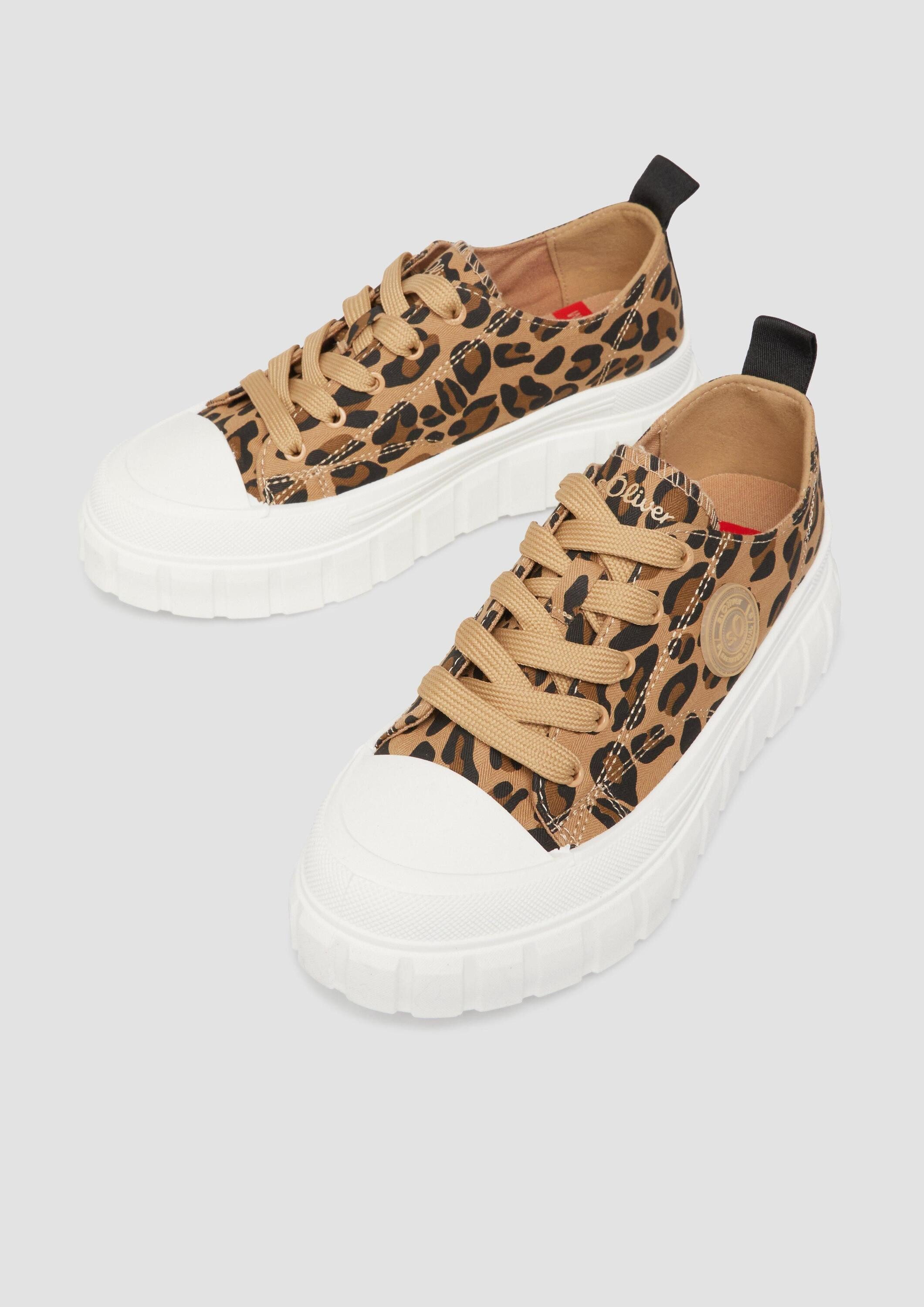 s.Oliver Sneakers Sneaker Textil-Sneaker mit Plateau-Sohle