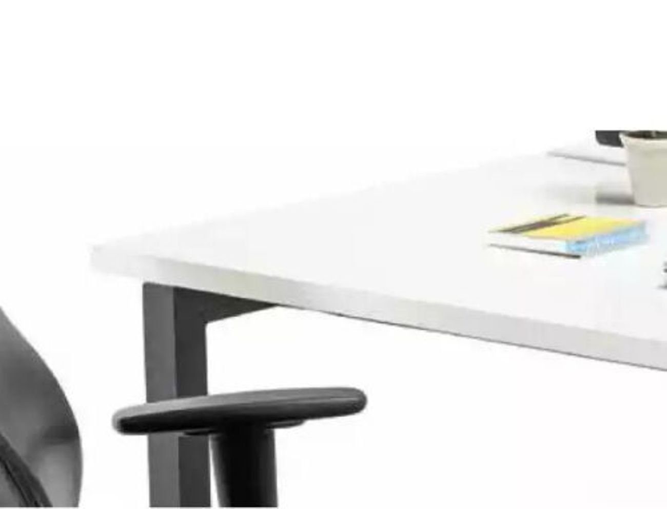 Made Moderne in JVmoebel Arbeitstisch nur Büro Einrichtung (1-St., 1x Arbeitszimmer Europa Tisch Schreibtisch Möbel Schreibtisch),