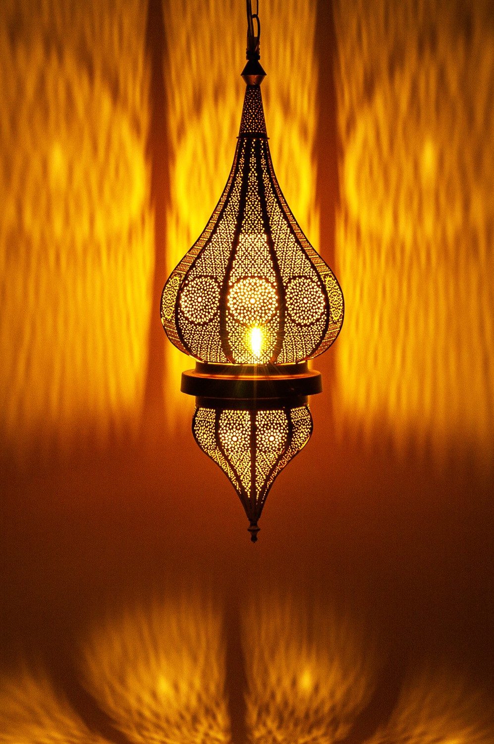 Marrakesch Orient & Mediterran Interior Pendelleuchte Orientalische Hängeleuchte Fayna handgemacht aus Metall in Gold 55 cm, ohne Leuchtmittel, Handarbeit