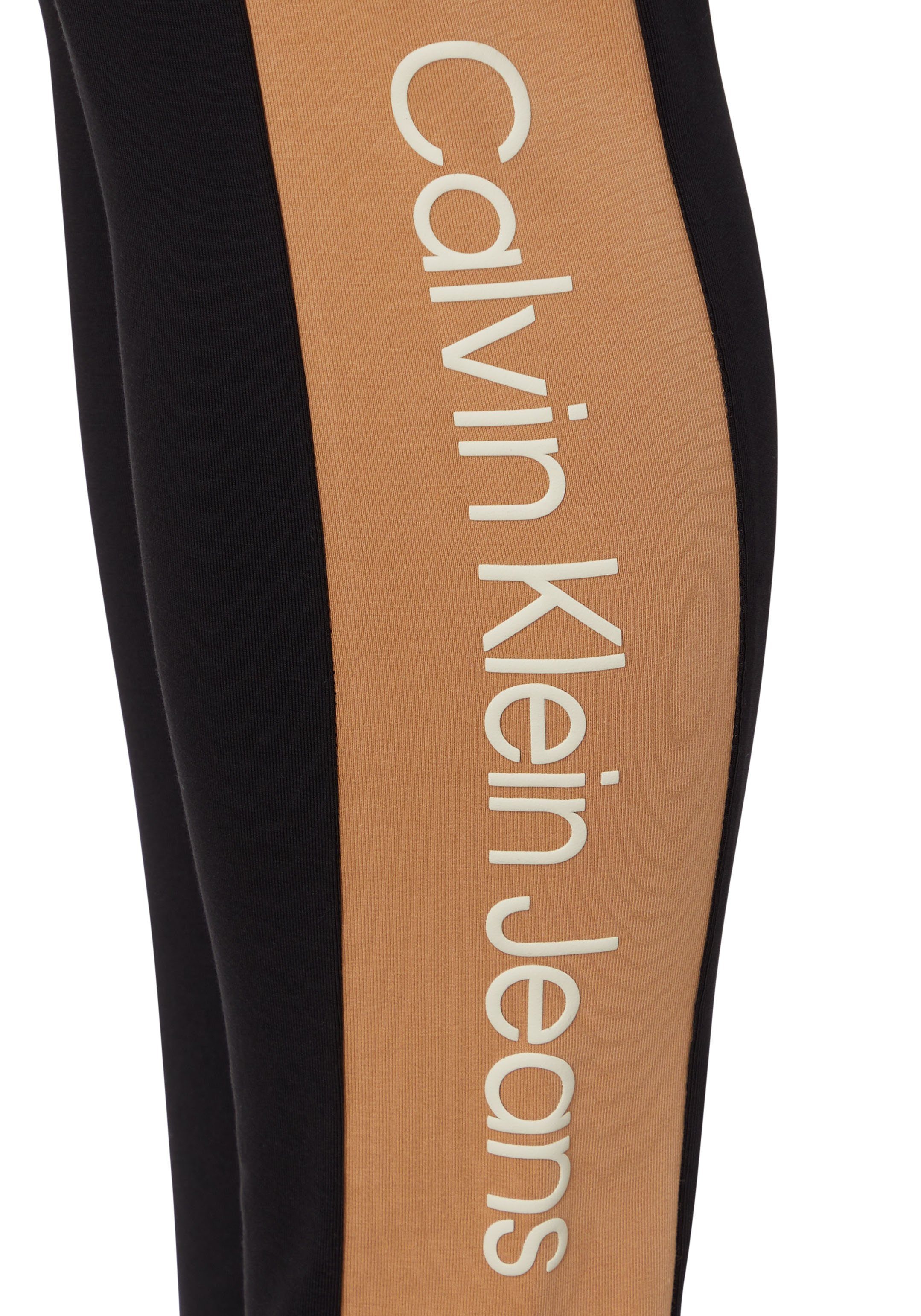 Calvin Klein Jeans BLOCKING in Timeless COLOR Ck LEGGINGS mit Kontrastfarbe Camel Leggings Black/ CK-Schriftzug