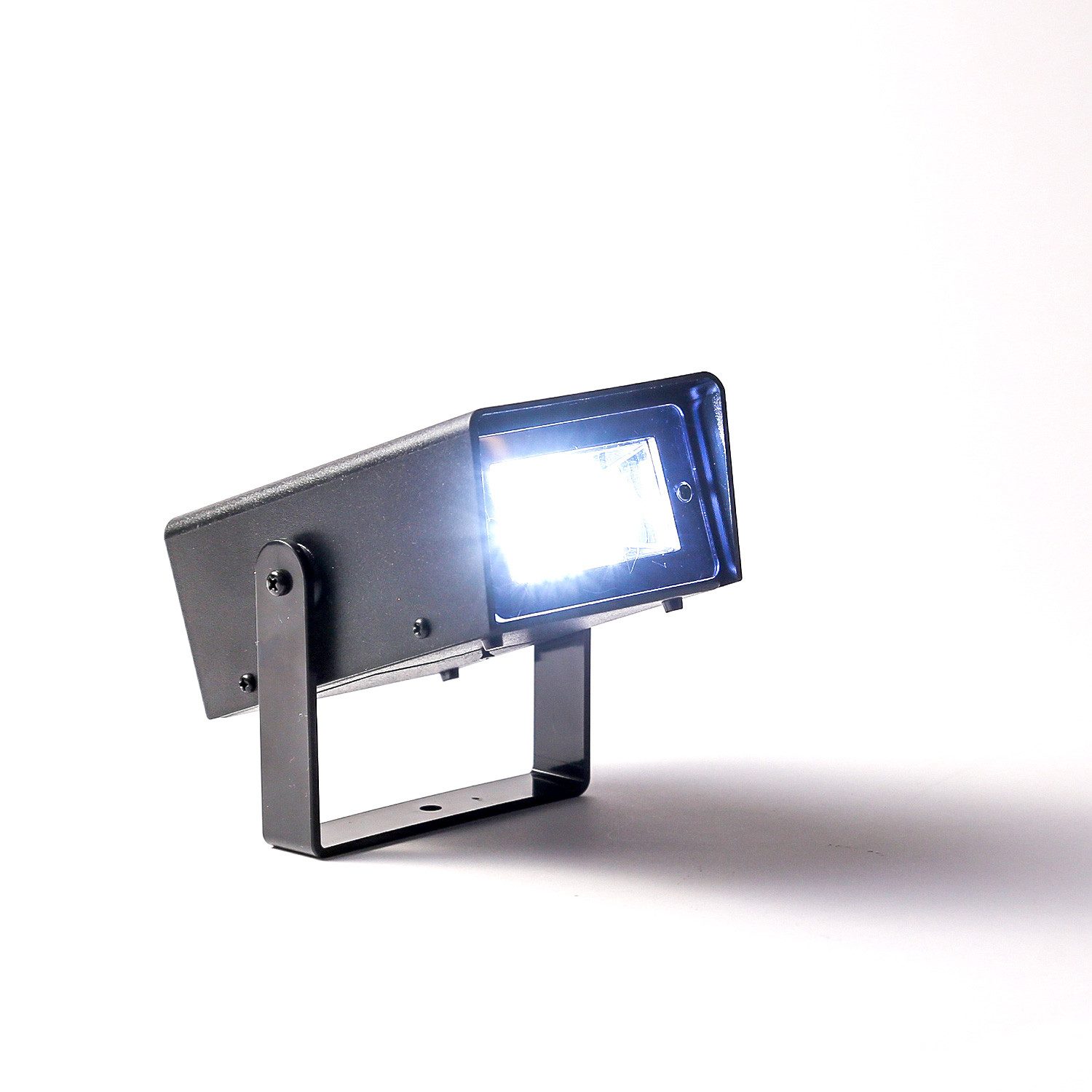 SATISFIRE Discolicht Mini LED Stroboskop - Batteriebetrieb - Geschwindigkeitsregelung, kaltweiss (5300K bis 6000K) – Bild 4 von 5