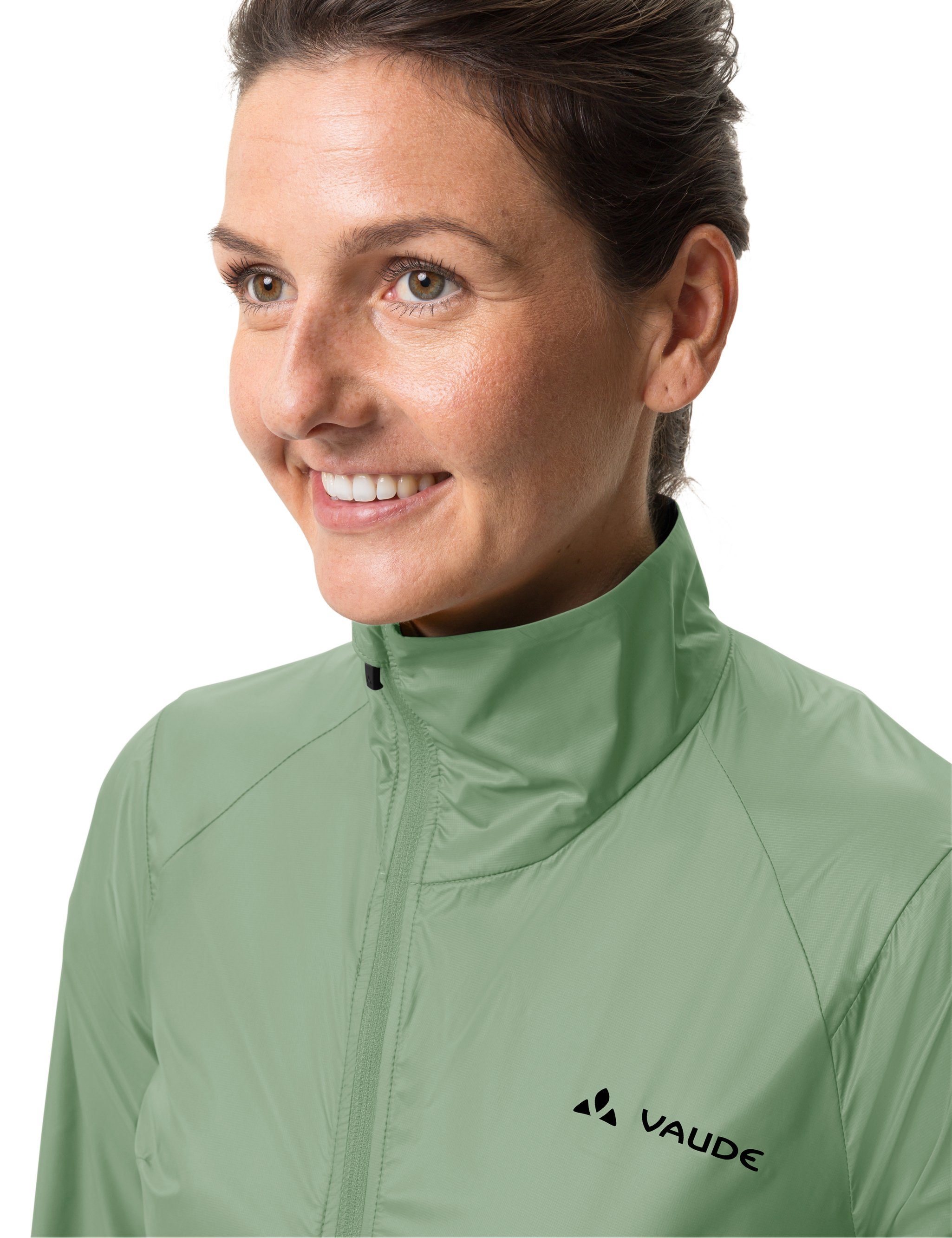 green Furka Outdoorjacke Jacket willow Air kompensiert Women's (1-St) Klimaneutral VAUDE