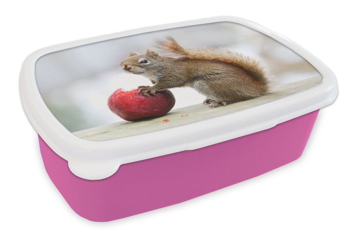 MuchoWow Lunchbox Eichhörnchen isst einen Apfel, Kunststoff, (2-tlg), Brotbox für Erwachsene, Brotdose Kinder, Snackbox, Mädchen, Kunststoff rosa