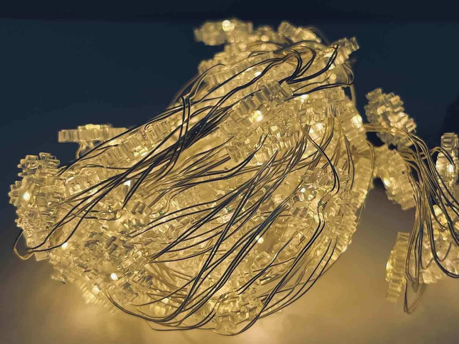 FHS LED-Lichtervorhang, Draht Bündel Schneeflocken 1m günstig online kaufen