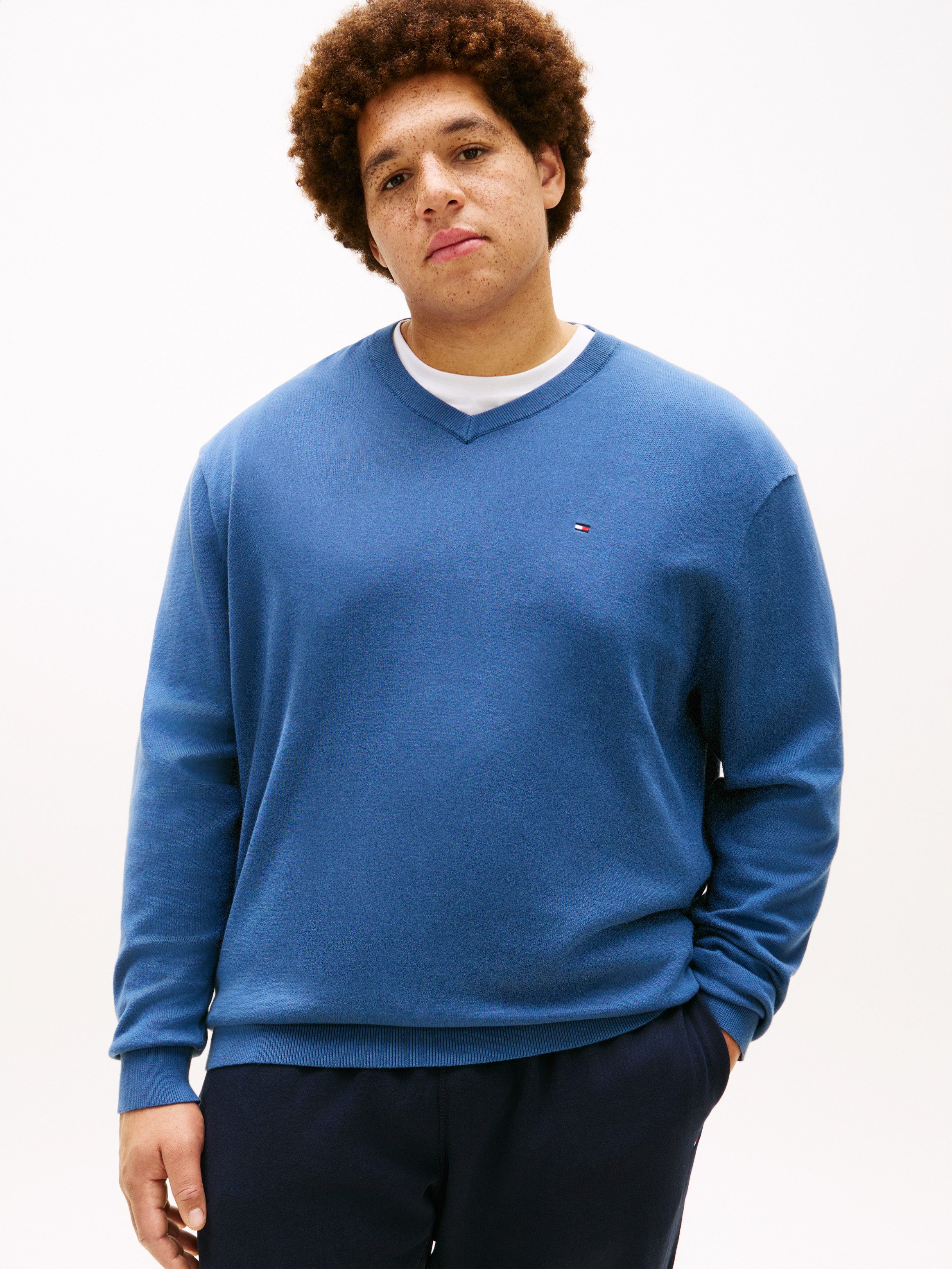 Tommy Hilfiger Big & Tall V-Ausschnitt-Pullover BT-ESSENTIAL COTTON (Rippbündchen am Ärmel, Saum und Ausschnitt) Große Größen, normale Passform