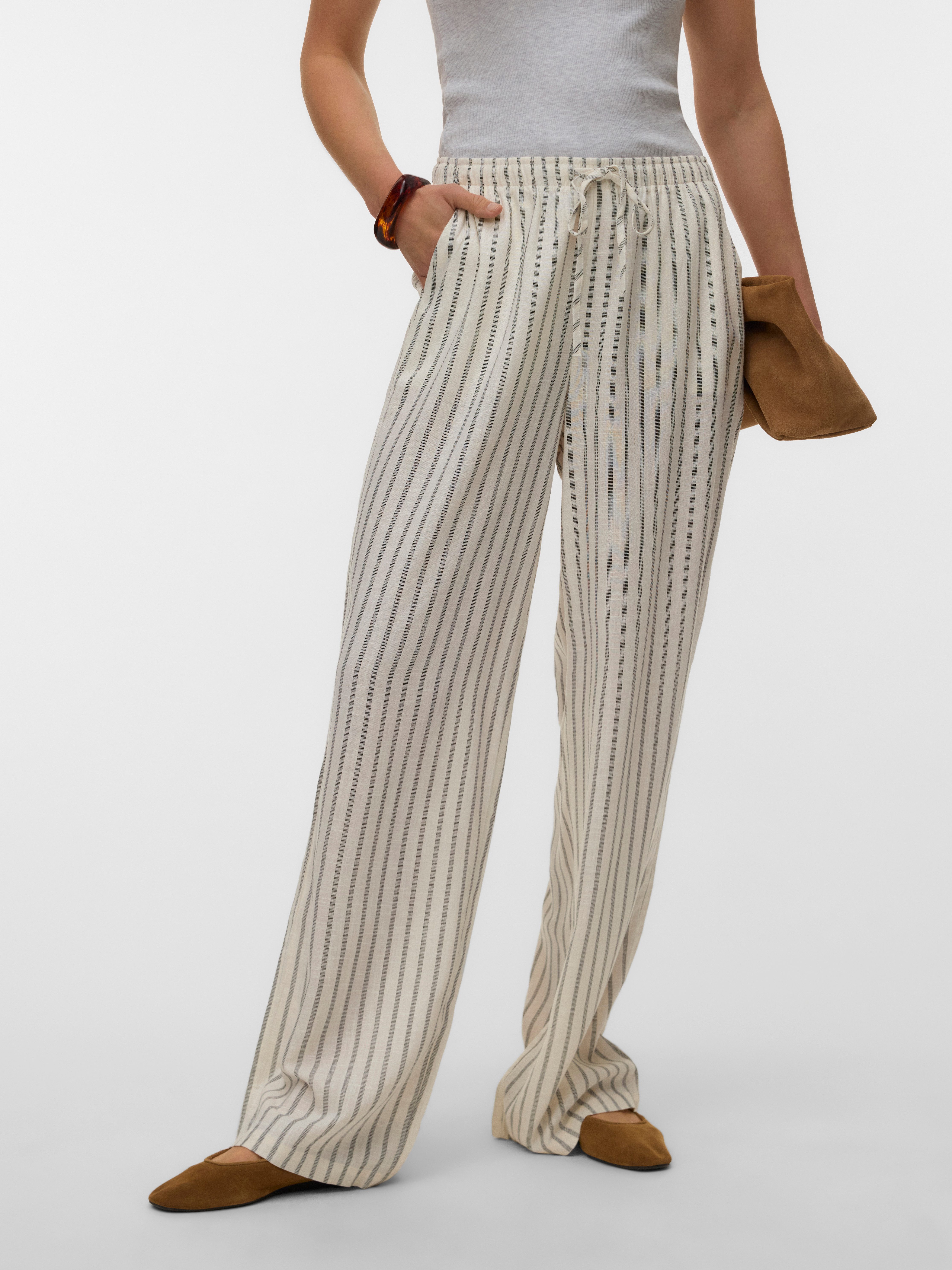 Vero Moda Schlupfhose VMROSIE MW WIDE PANT NOOS Viskosemischung, oversize