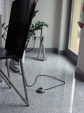 Brennenstuhl Eco-Line Comfort Switch Steckdosenleiste 6-fach (Kabellänge 2 m), mit erhöhtem Berührungsschutz, Fußschalter