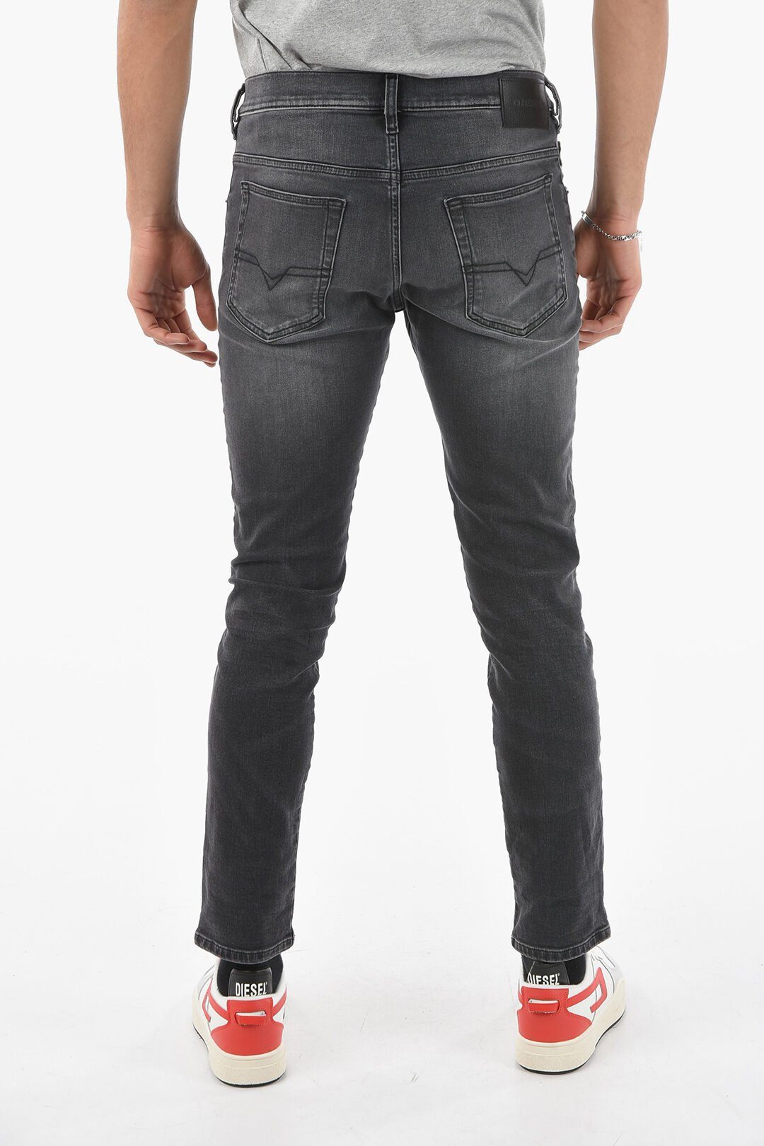 Diesel D-Yonnox Herren Anteil Stretch Jeans mit 5-Pocket-Style, 0GDAG Tapered-fit-Jeans Diesel
