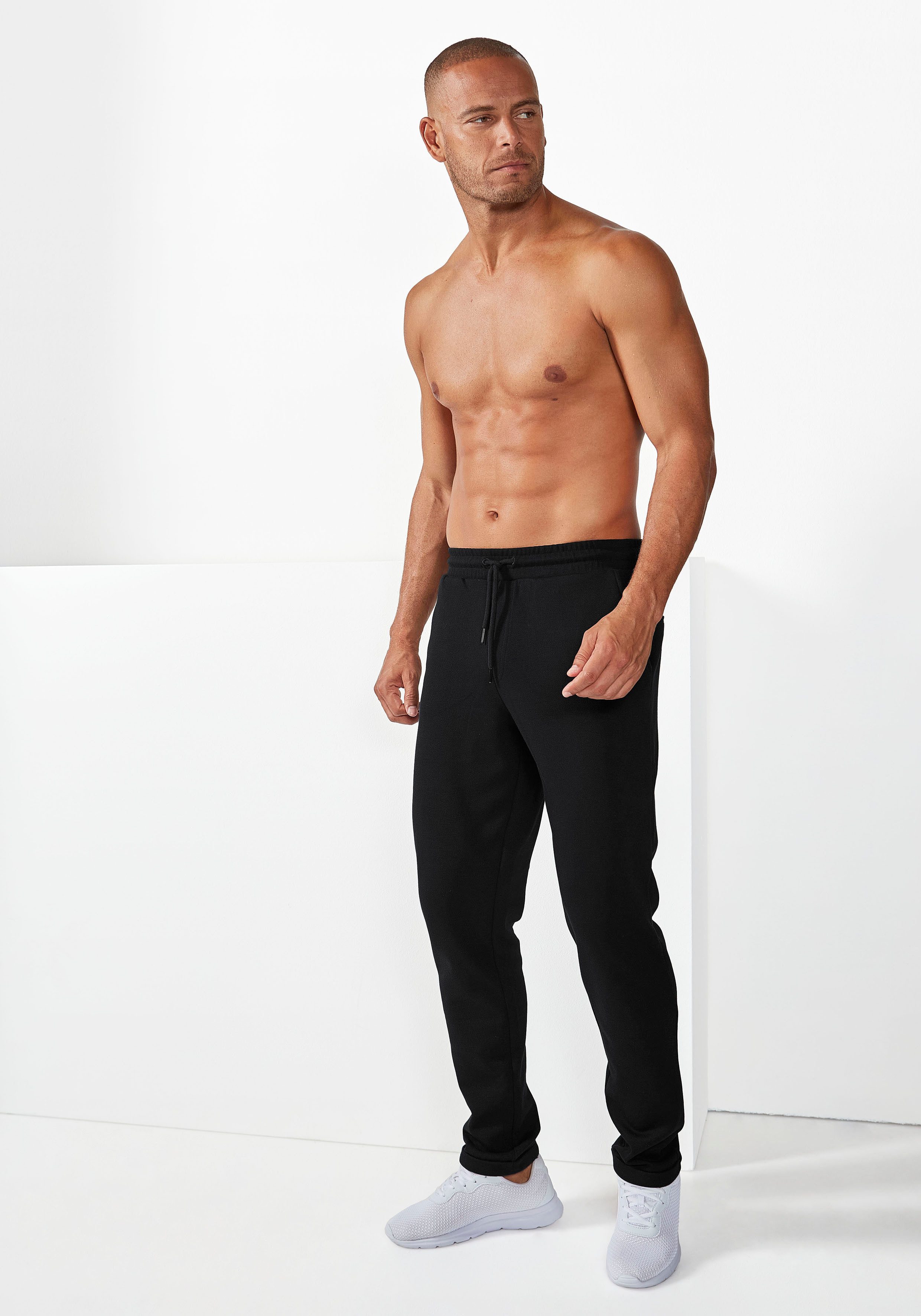 Bruno Banani Sweathose Jogginghose aus schöner Strukturware