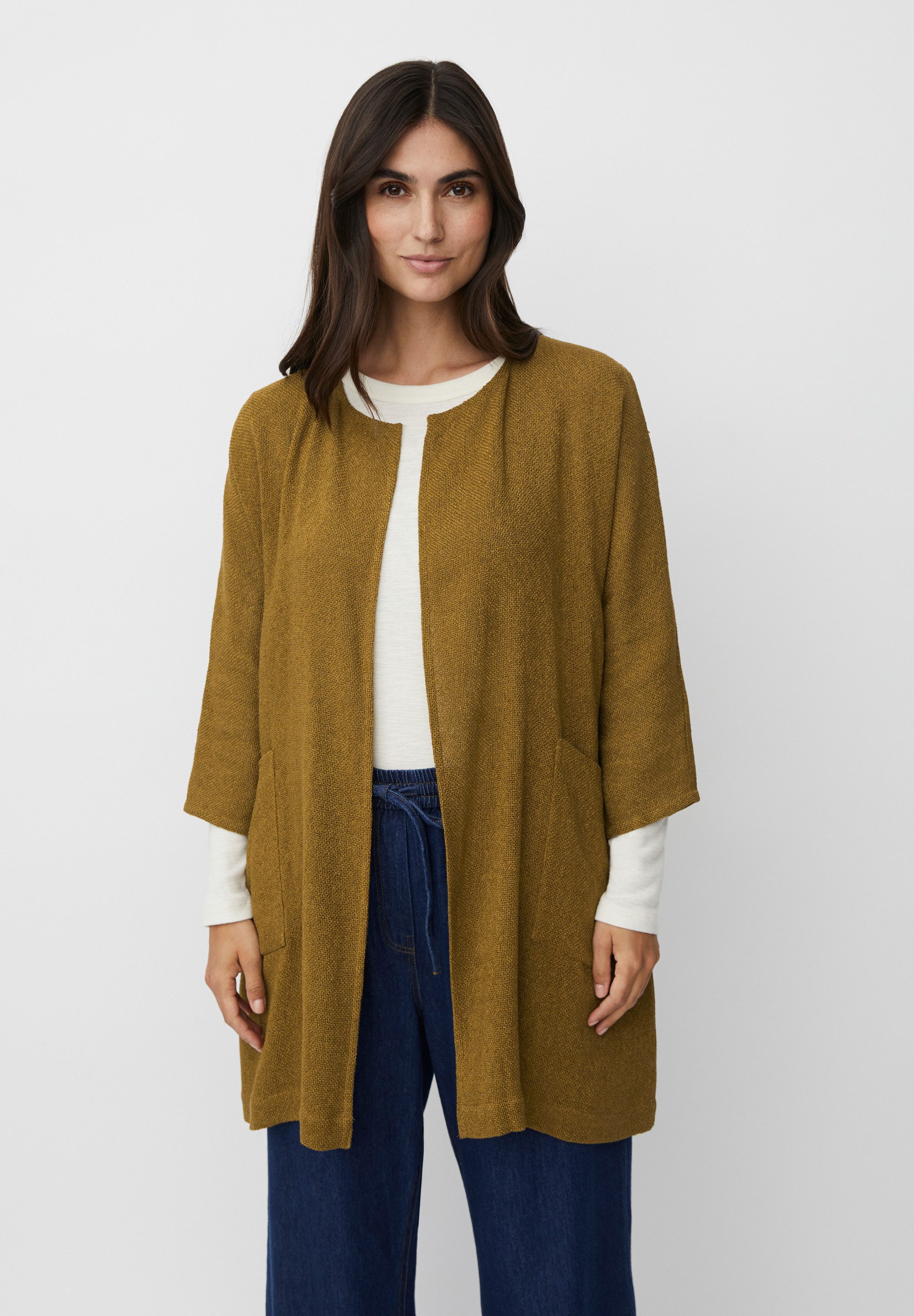 Masai Strickjacke MaJarmis Weiche Linien, vielseitig tragbar, dezente Eleganz