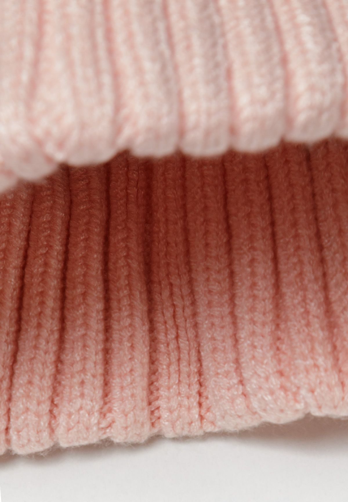 MINOTI Bommelmütze Strickmütze in Pastellfarbe Wintermütze in Pastellfarbe, mit Bommel und Umschlag