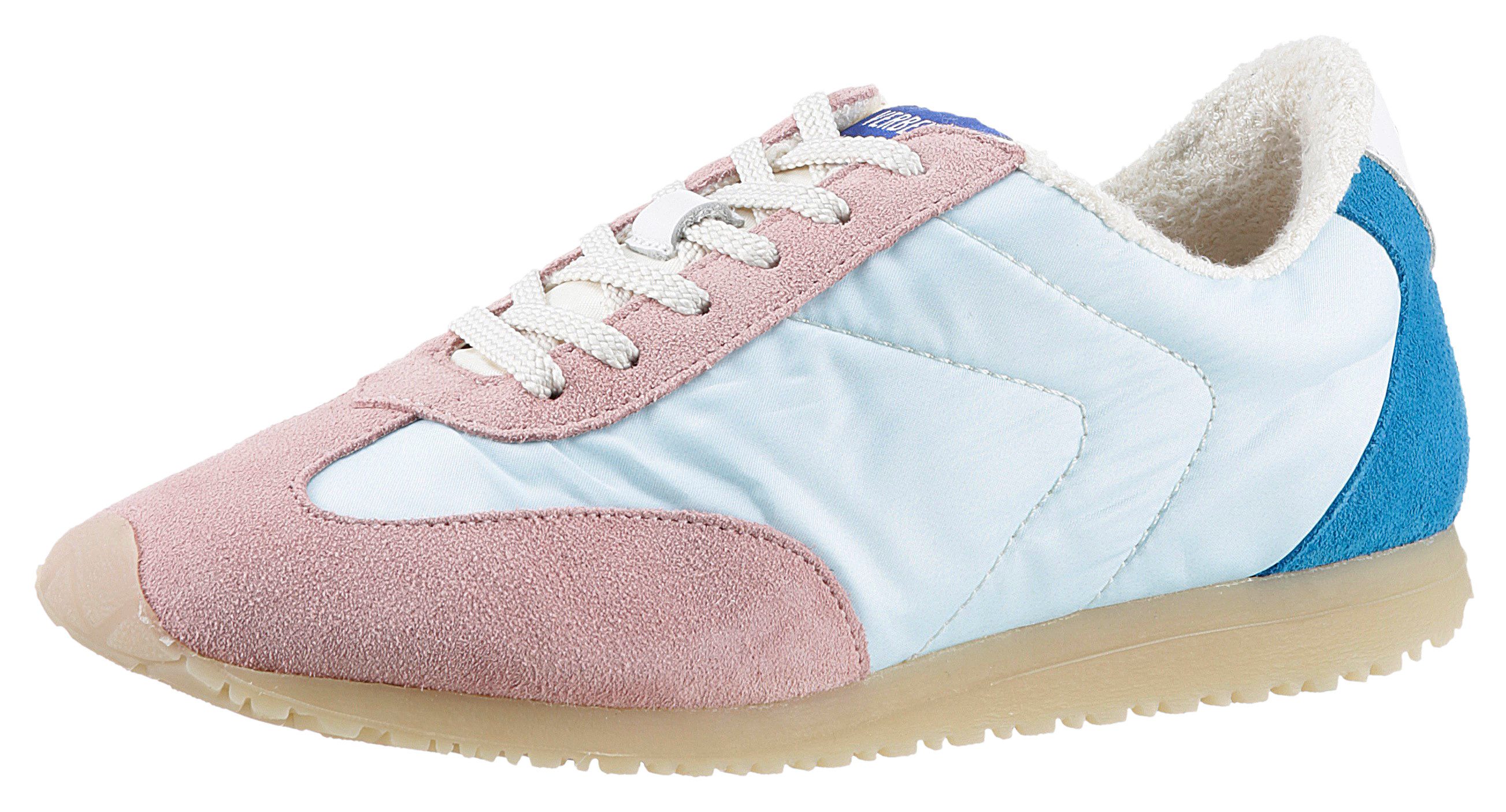 ONE Sneaker