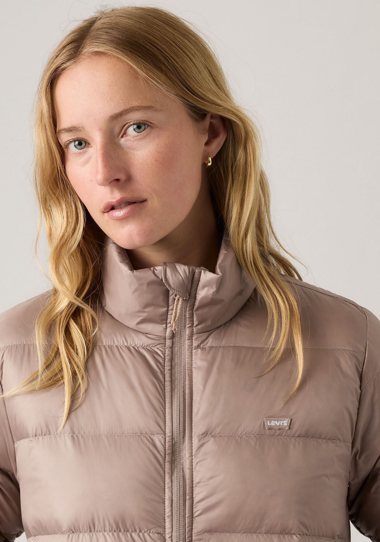 Levi's® Kurzjacke WMS PACKABLE JACKE mit Taschen