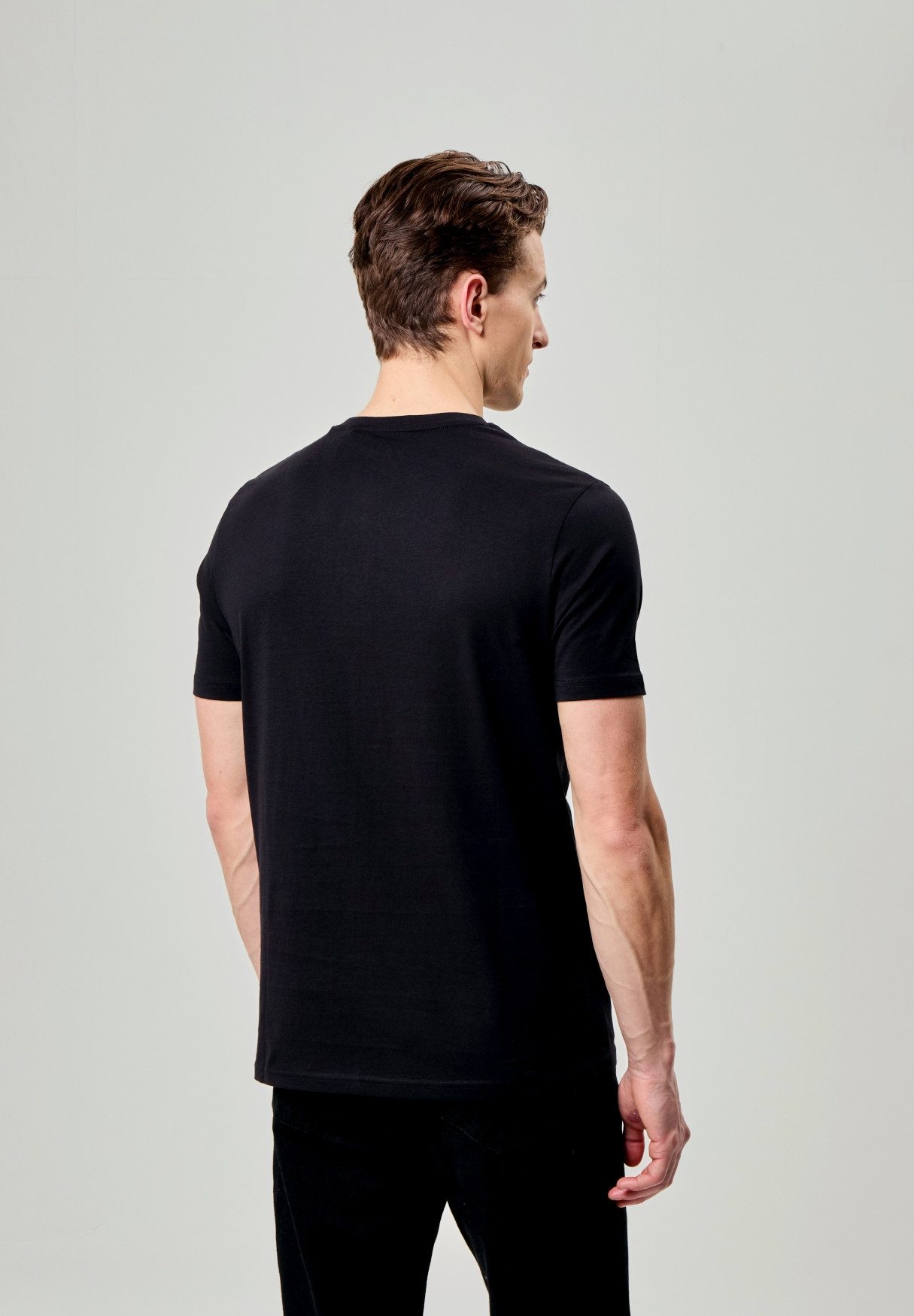 Bench. T-Shirt Bench Shirt Movia