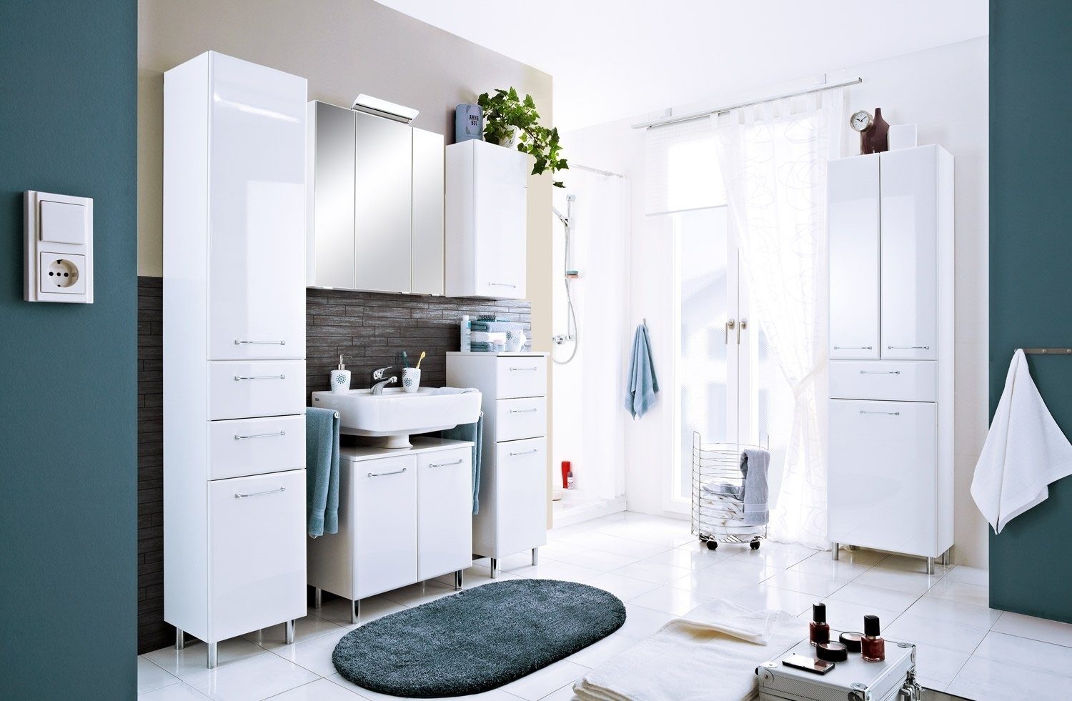 PELIPAL Hochschrank FILO, H 186 cm, Weiß Hochglanz, mit 2 Türen, 1 Schublade und 1 Wäschekippe