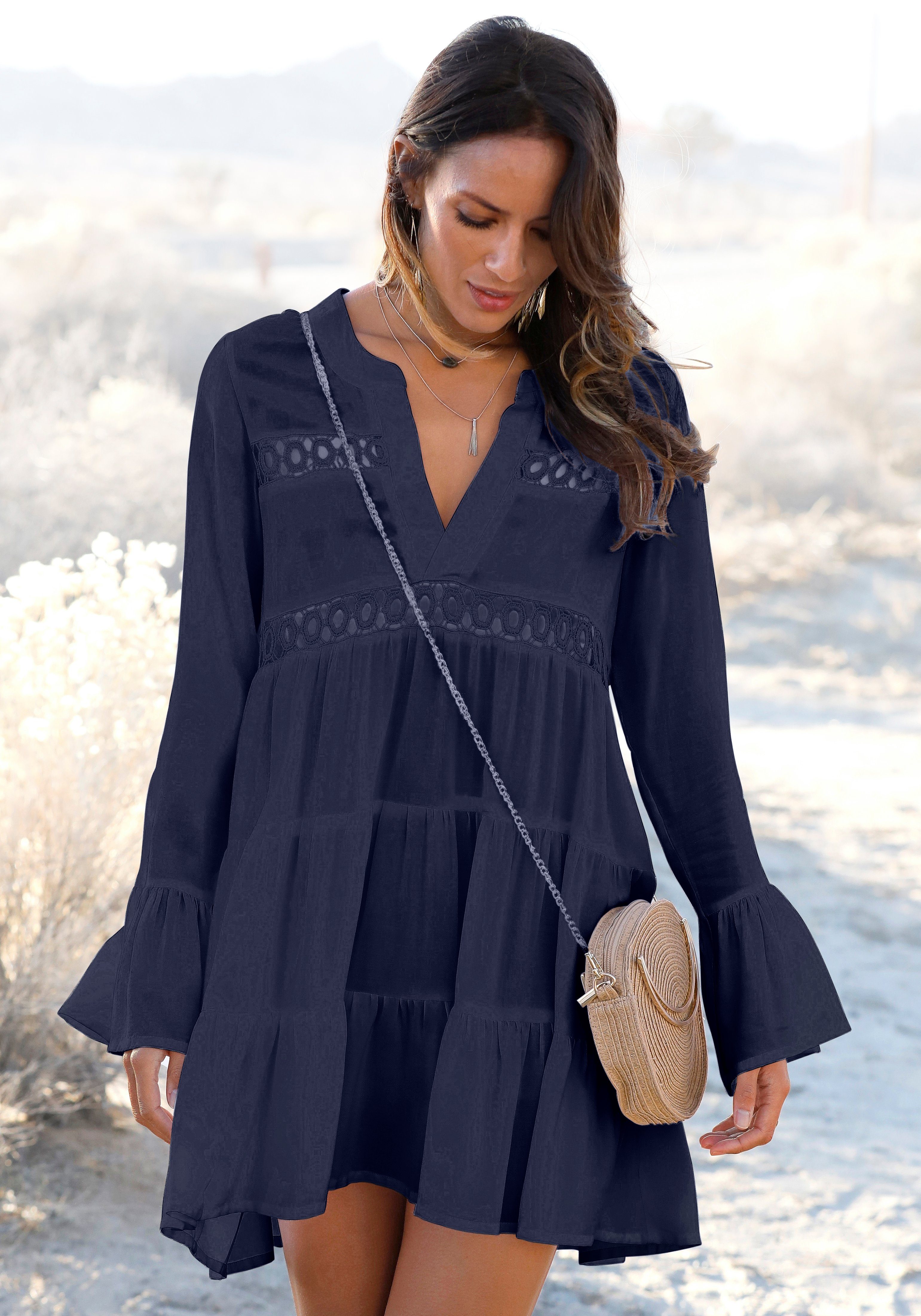 Longbluse mit Blusenkleid, marine Spitzeneinsätzen, LASCANA sommerlich Tunika,