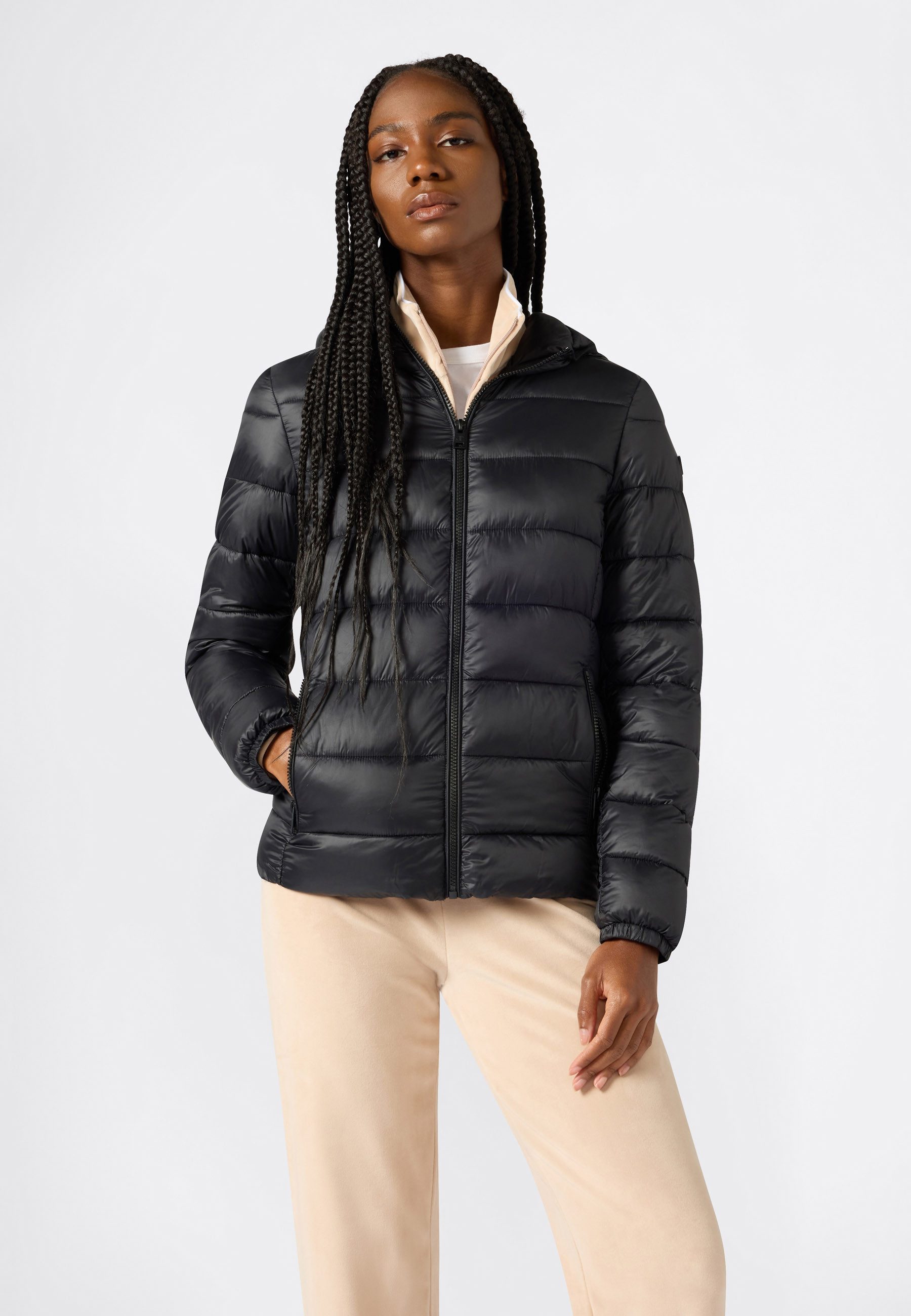 Champion Steppjacke Light Outdoor Polyfilled Hooded Jacket für sportliche Aktivitäten, mit Polyester-Wattierung