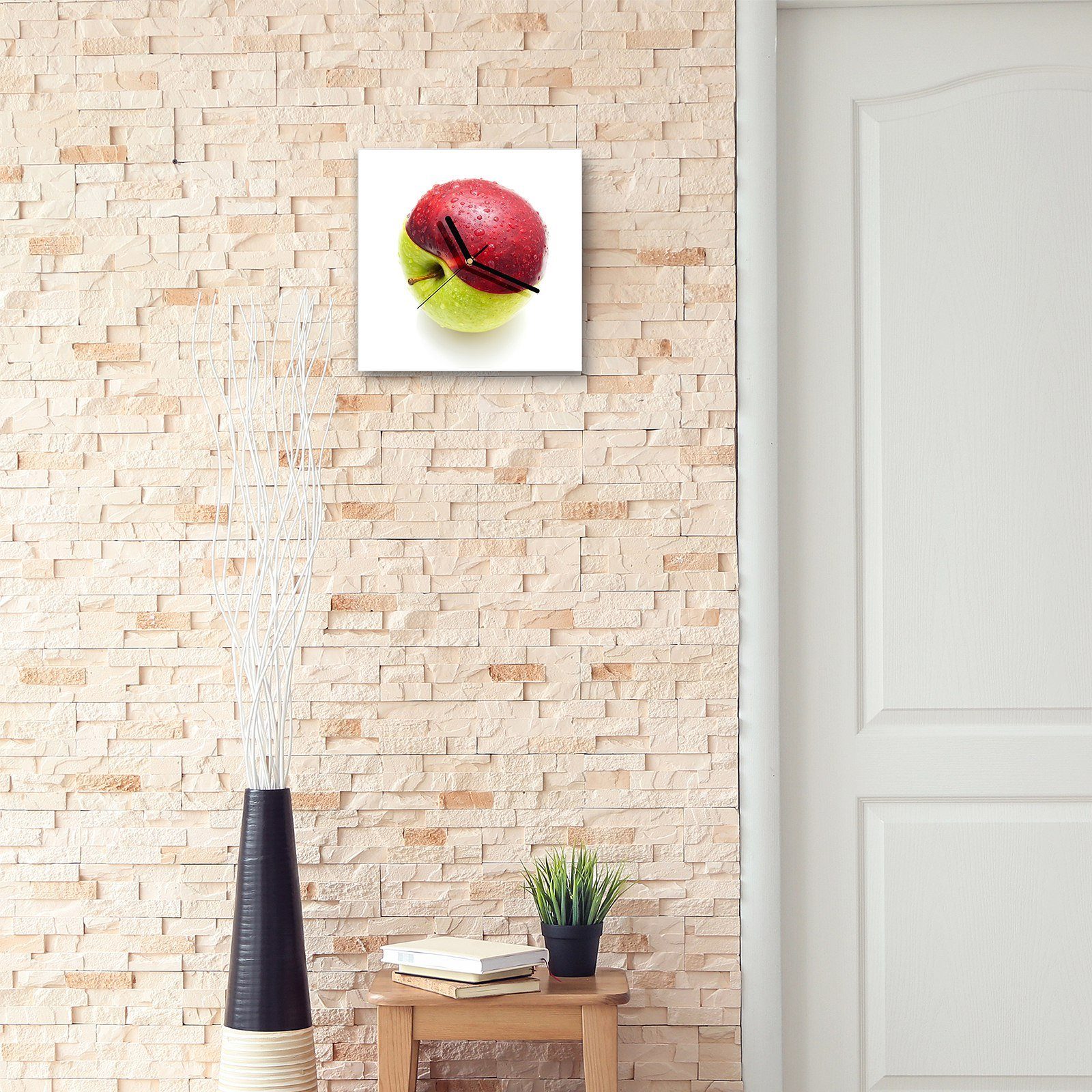Primedeco Wanduhr Glasuhr Hälften Größe x 30 mit Wanduhr 30 Apfel Motiv cm in Wandkunst zwei