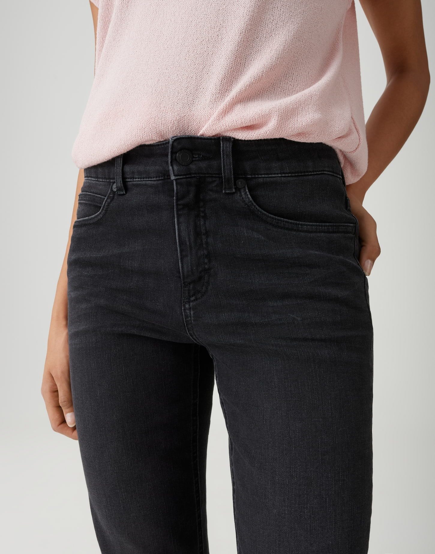 OPUS PANTS Slim-fit-Jeans MELLY BASE Slim Jeans mit Powerstretch Mid Rise Vielseitig kombinierbar für Looks