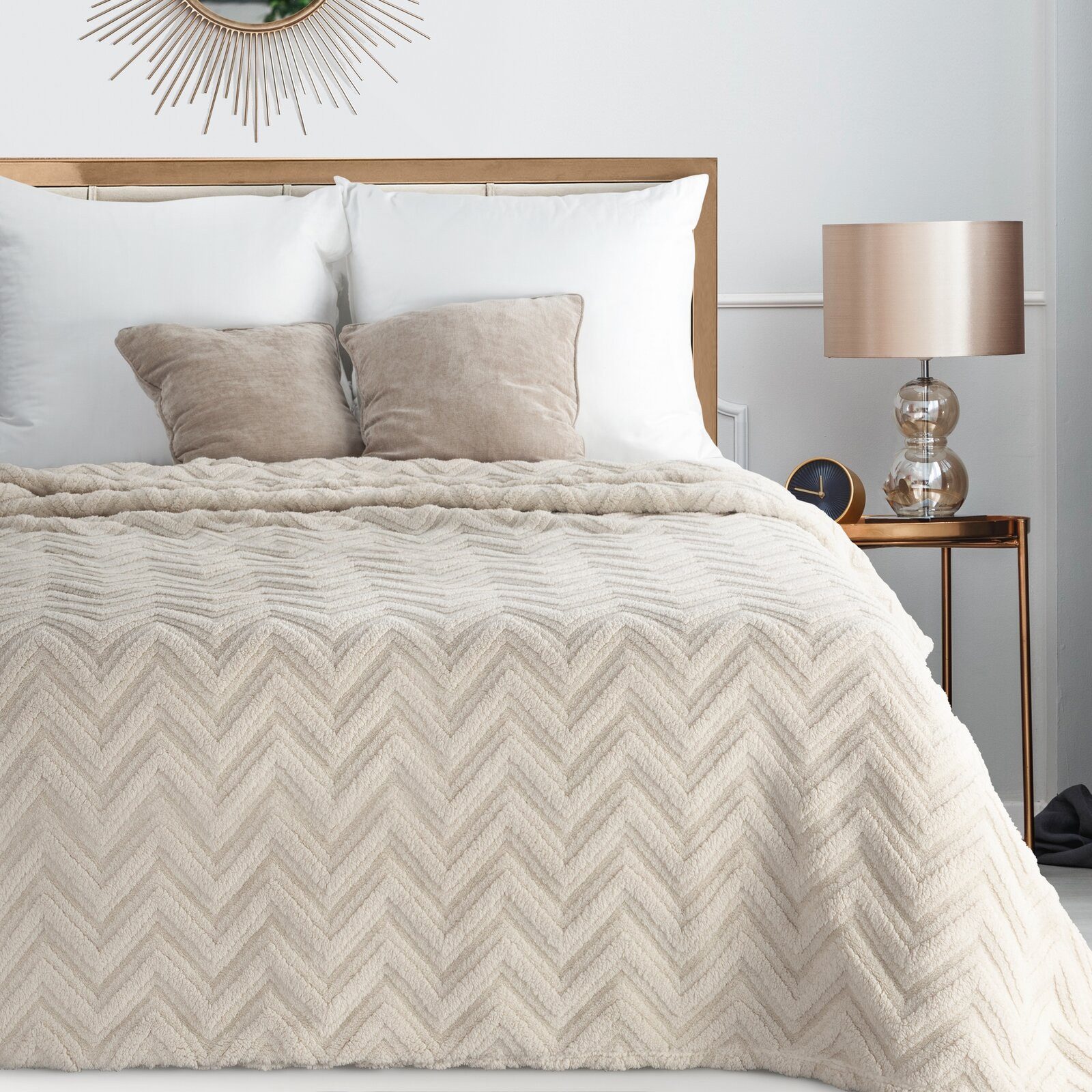 Wohndecke HYGGE Kuscheldecke – weiche Sofadecke, Design91, mit Fischgrät-Struktur, Mikrofaser 340 GSM, Plaid für Sofa & Bett