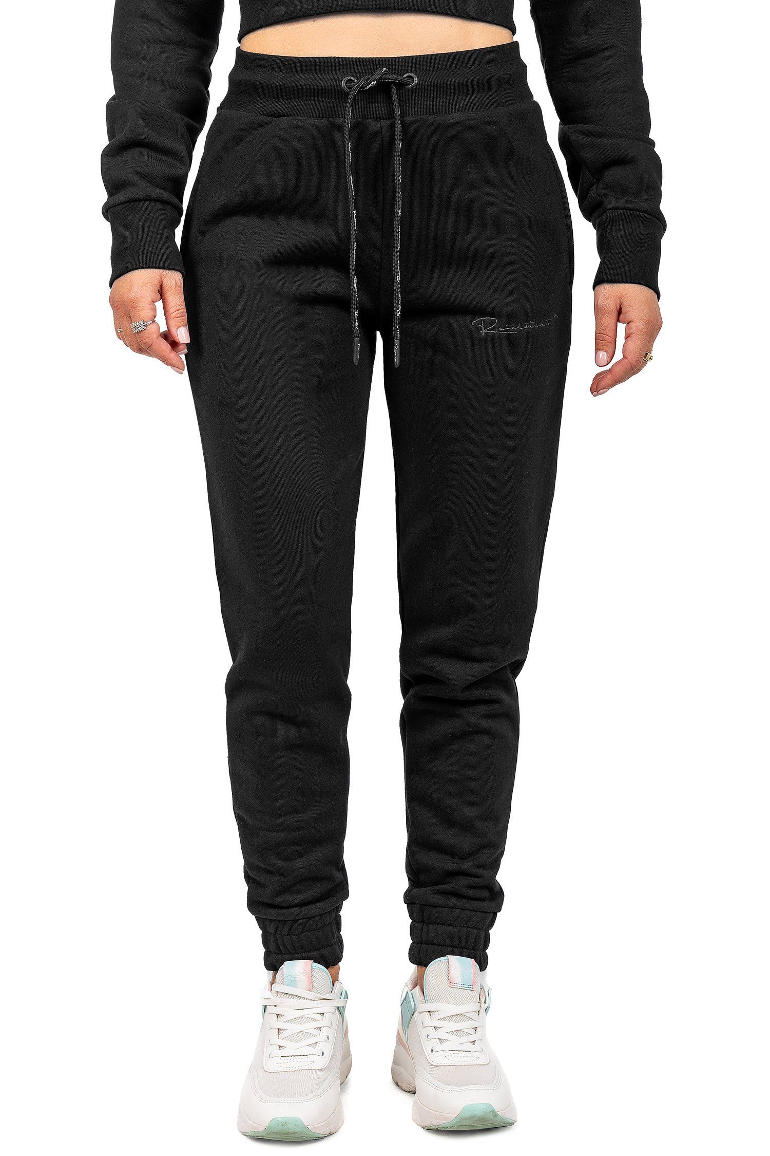 Reichstadt Jogginghose Damen Slim Fit Sporthose Marken-Stick 23RSW039 Mit E günstig online kaufen