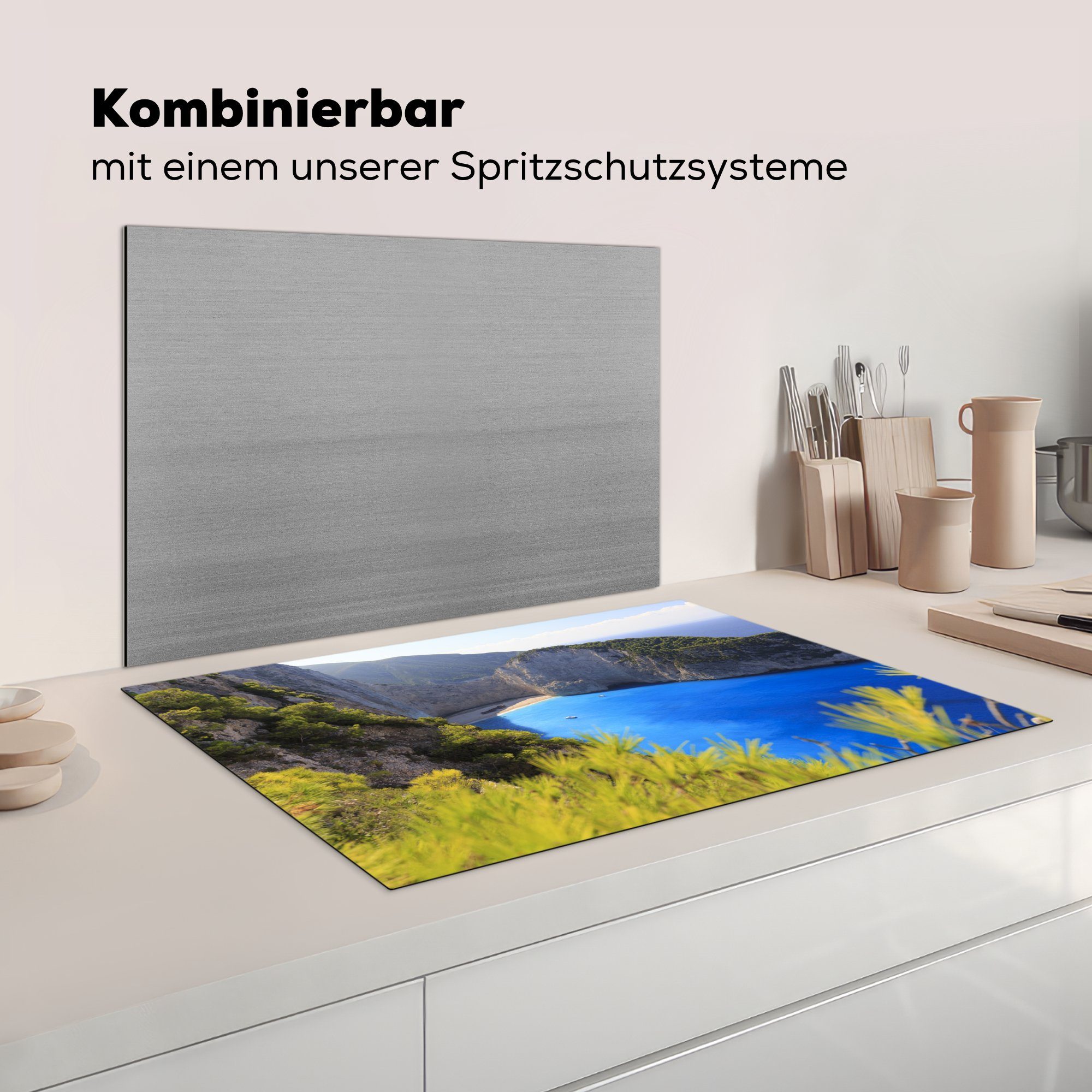 Schutz in am die Herdblende-/Abdeckplatte küche, Vegetation den auf Ceranfeldabdeckung Grüne (1 Strand Griechenland, tlg), von Vinyl, MuchoWow 81x52 für Induktionskochfeld Klippen cm, Navagio