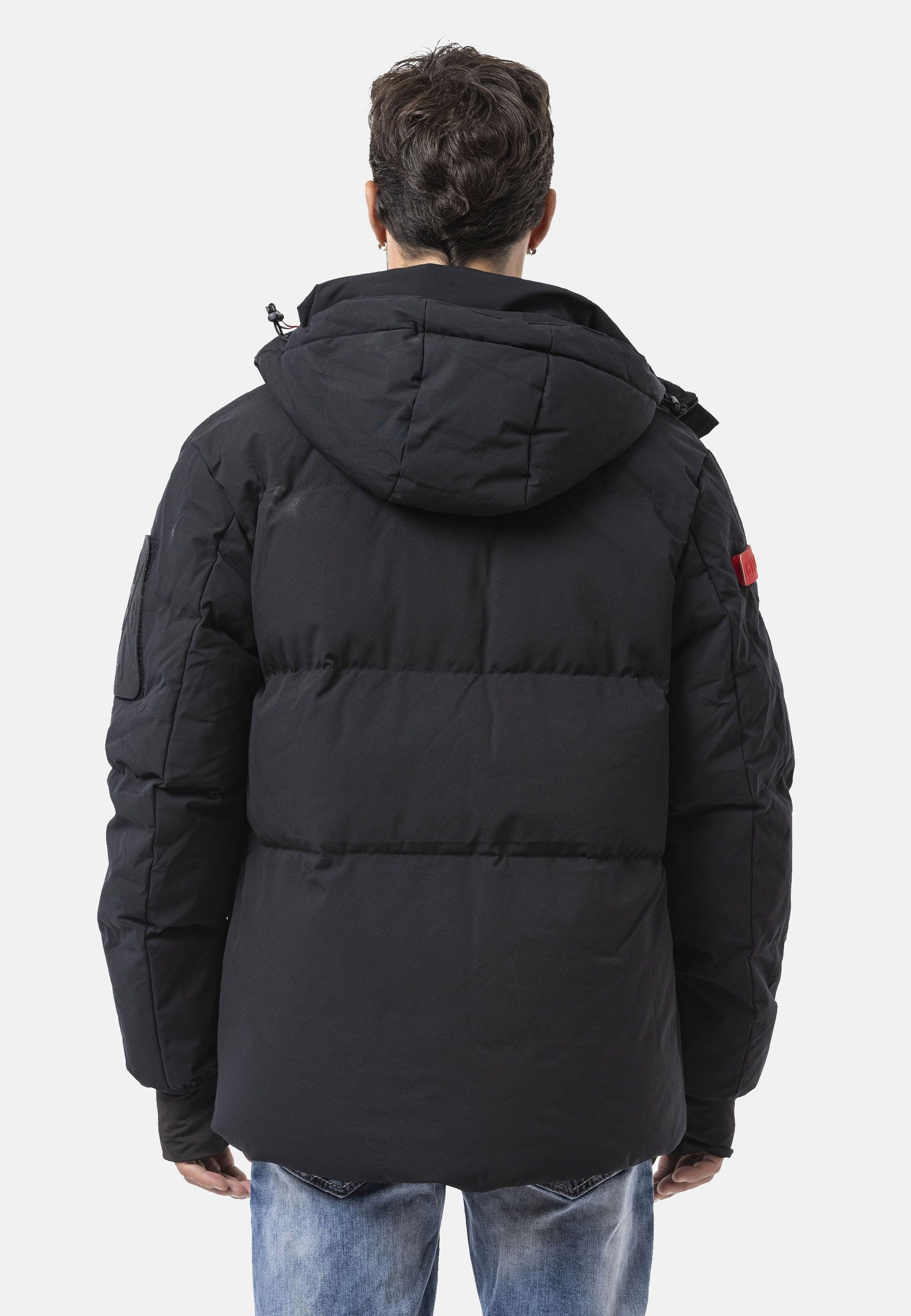Cipo & Baxx Winterjacke CM228 sportlich, warm & ideal für Snowboard-Fahrer