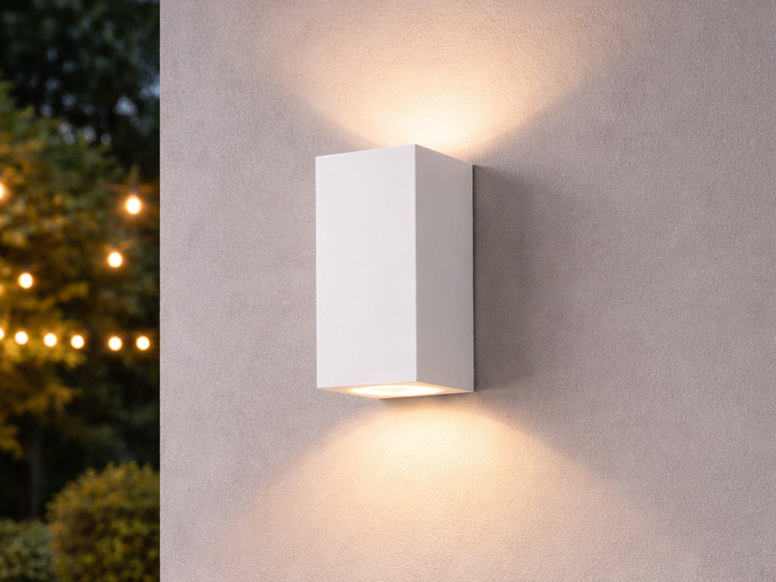 TRIO Leuchten LED Außen-Wandleuchte up and Down Aluminium Weiß, Höhe 15cm, LED wechselbar, warmweiß, Wand Außenleuchte, Fassadenbeleuchtung Hauswand Haustür mit GU10 LED