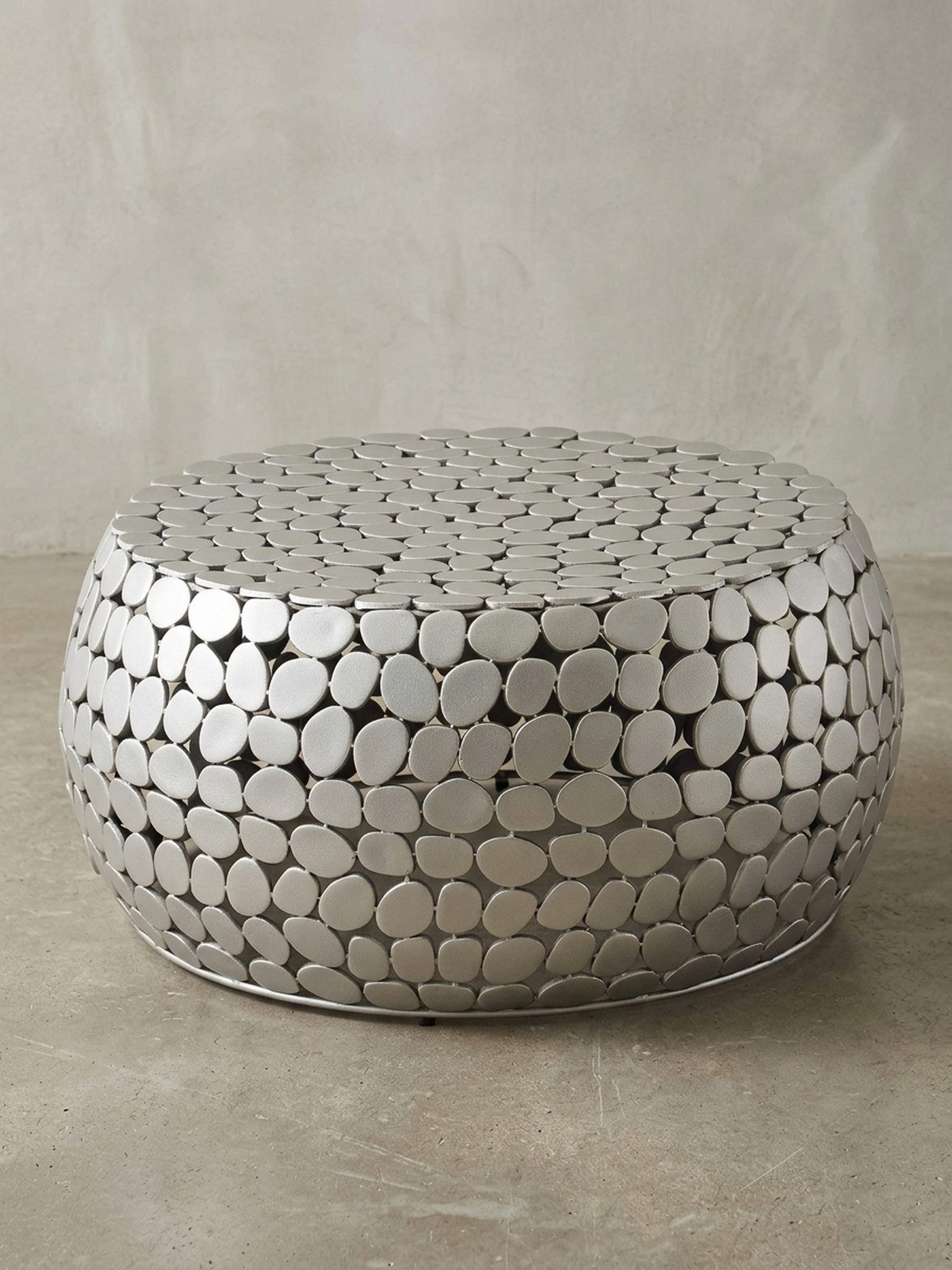 KADIMA DESIGN Couchtisch Aluminium Kaffeetisch, handgefertigt & vielseitig einsetzbar