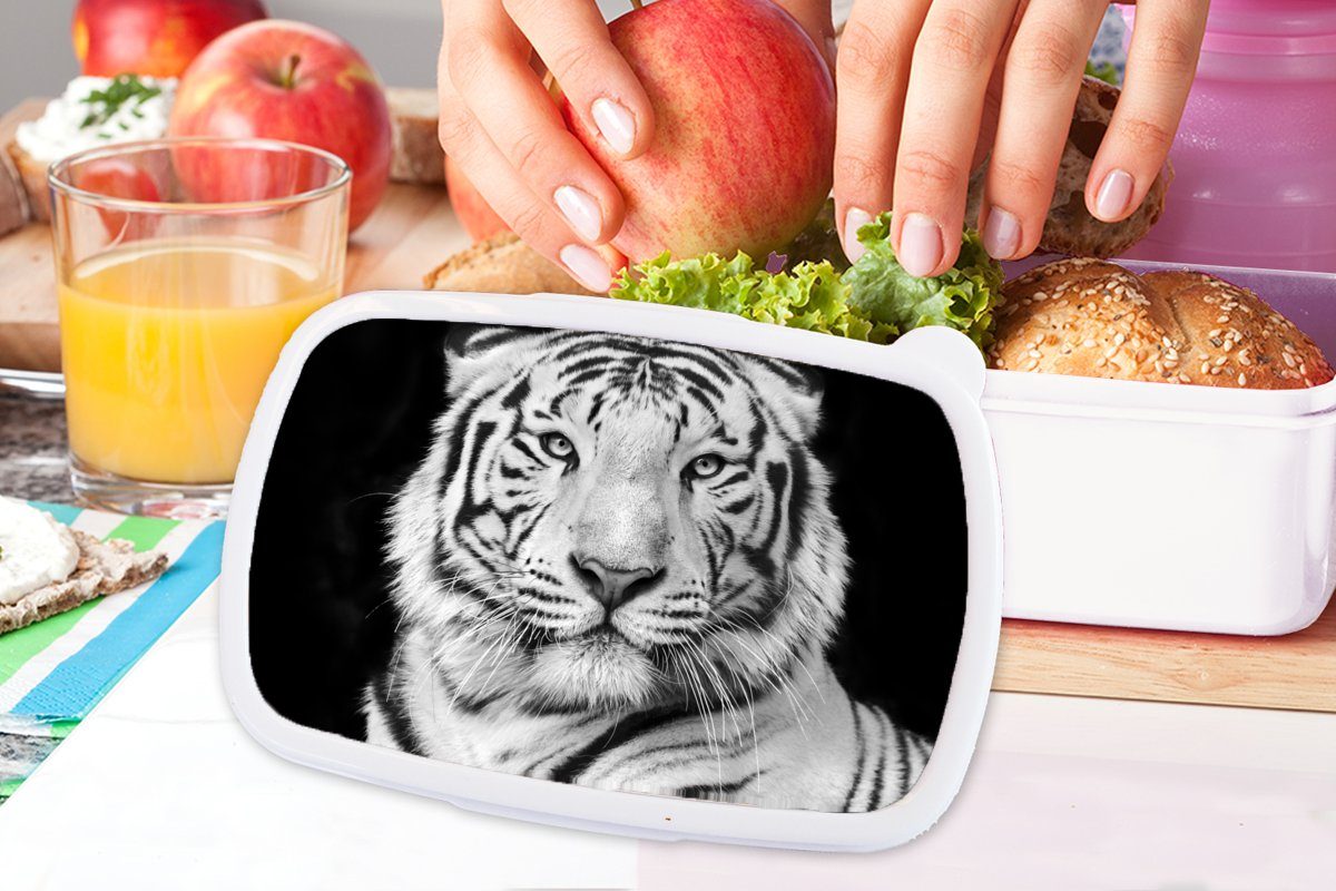 Lunchbox Jungs Brotdose, Kinder Tiere, Weiß Kunststoff, - für - und Tiger Porträt (2-tlg), MuchoWow Mädchen - Brotbox - und Schwarz Erwachsene, für