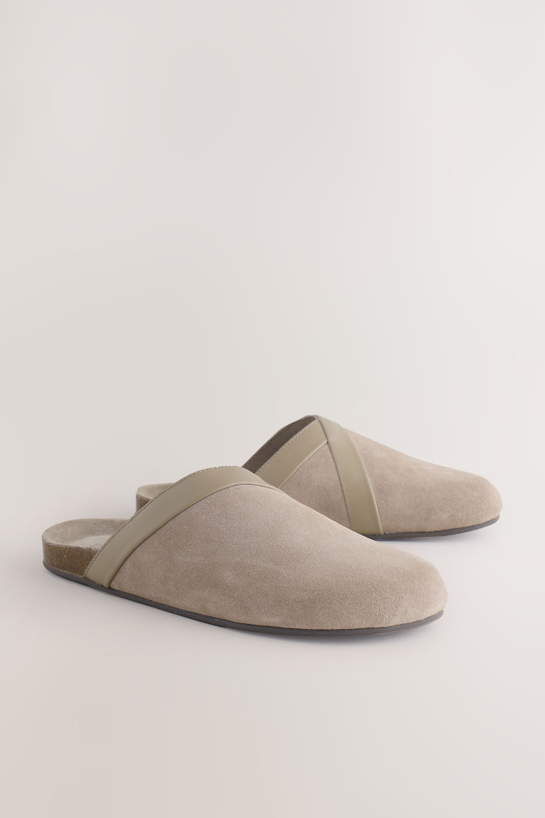 Next Forever Comfort® Leder-Clogs mit Fußbett Clog (1-tlg)