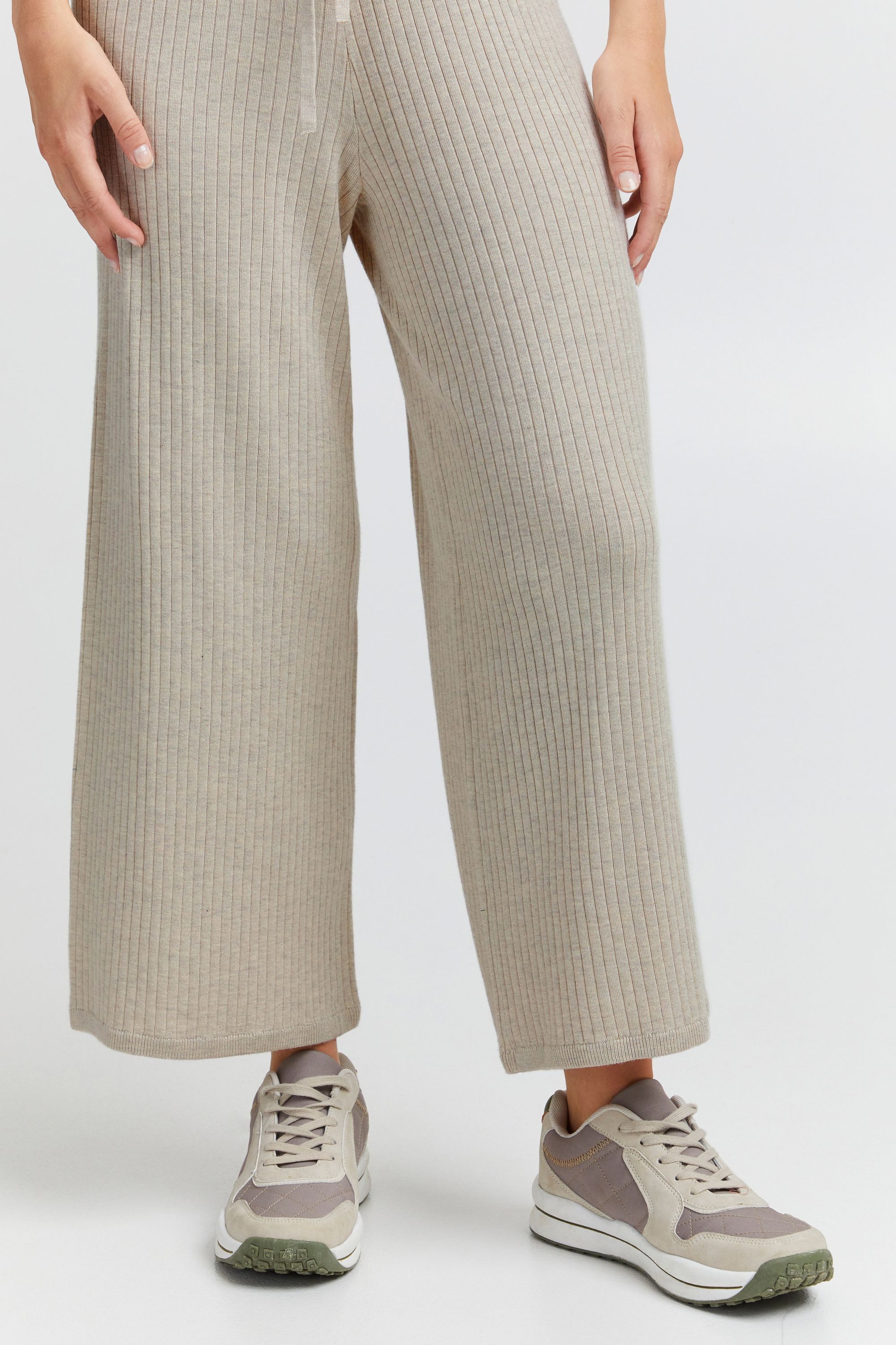 OXMO Sweathose Rie günstig online kaufen