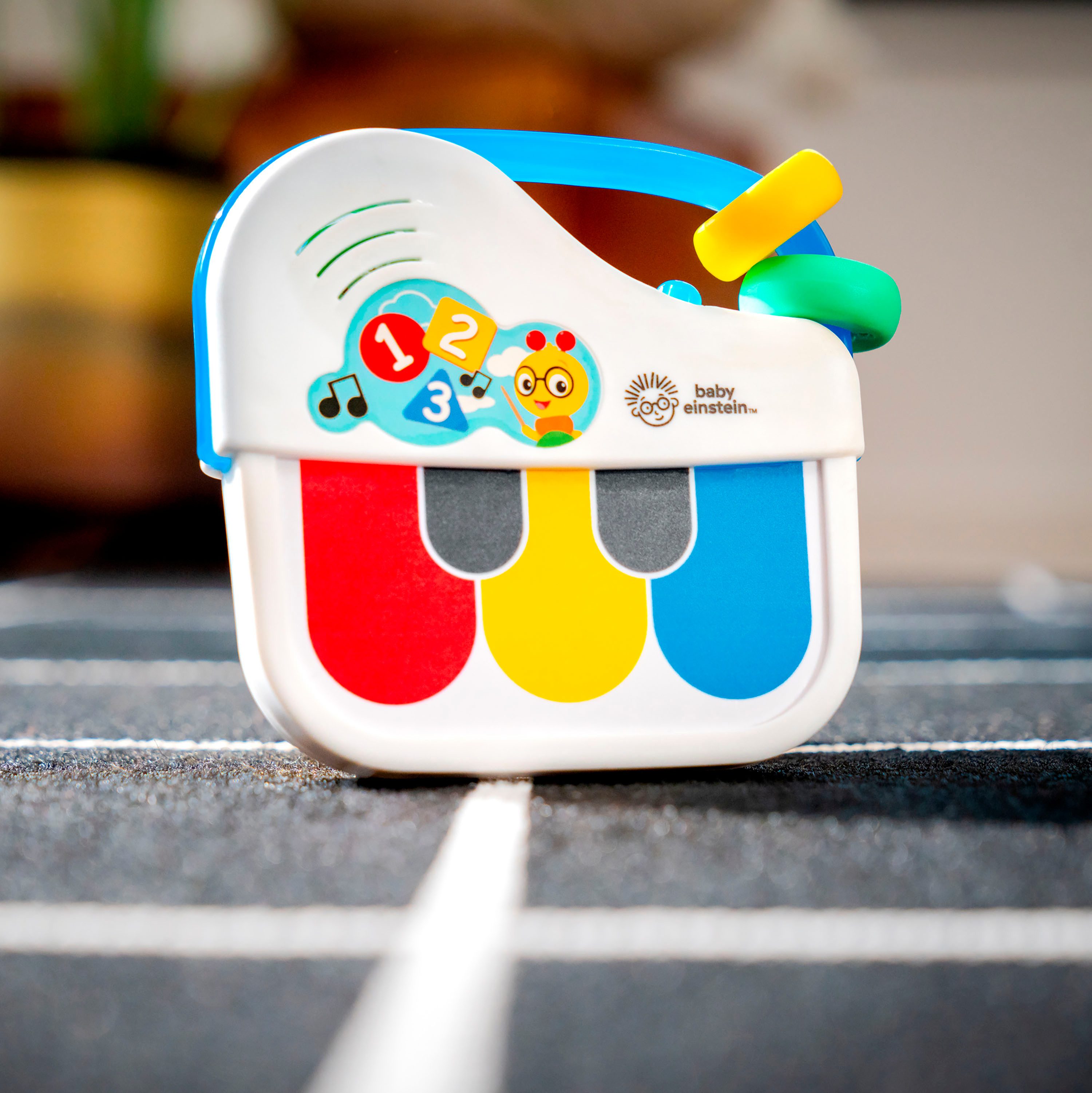 Baby Einstein Spielzeug-Musikinstrument Petit Piano Musical Toy, mit Sound – Bild 5 von 5
