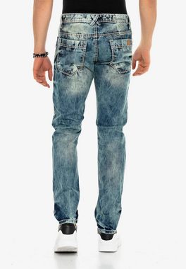 Cipo & Baxx Straight-Jeans in bequemem Regular Fit-Schnitt