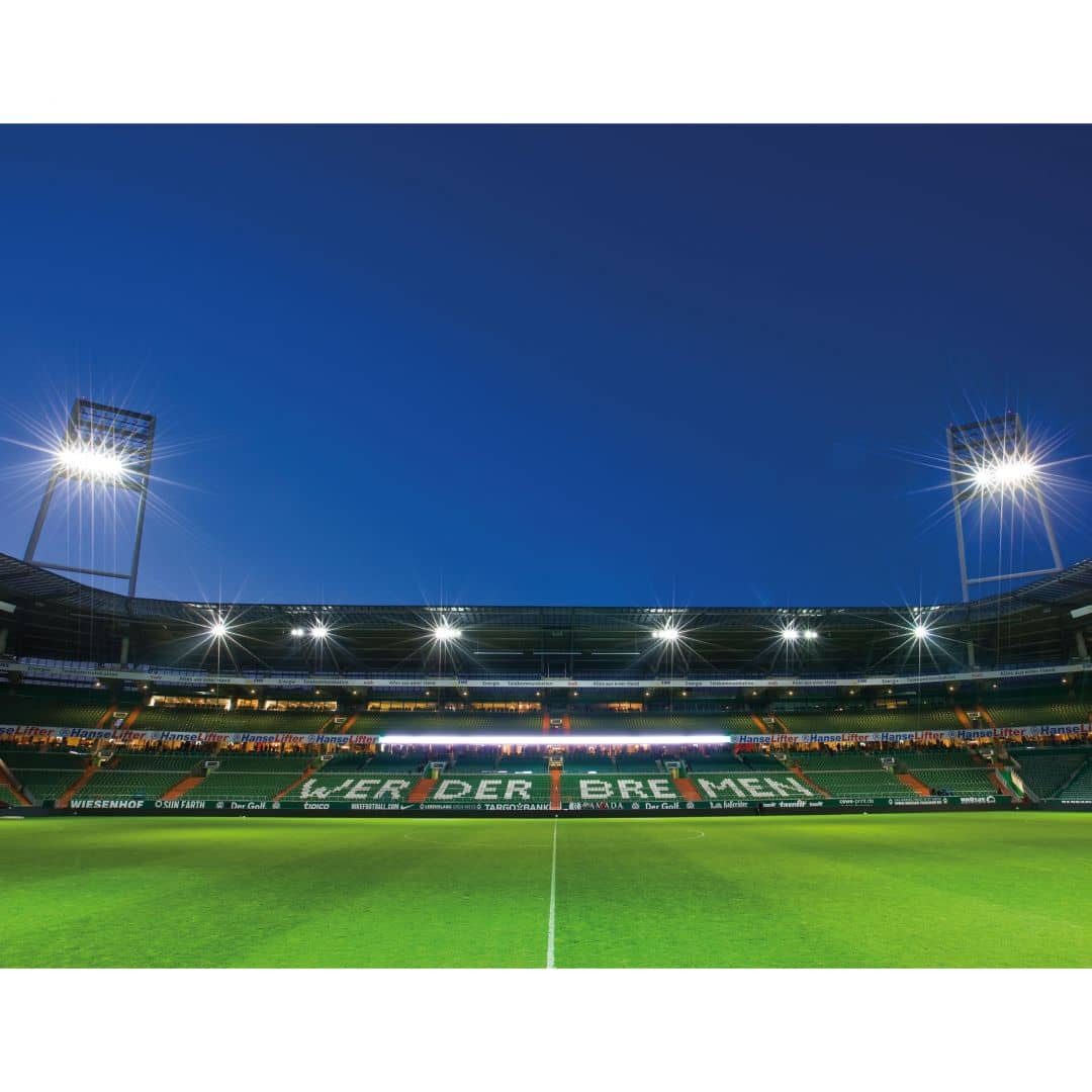 K&L Wall Art Fototapete Große Fußball Fototapete SV Werder Bremen Weserstadion XXL Vliestapete, sportliche Wohnzimmer Tapete