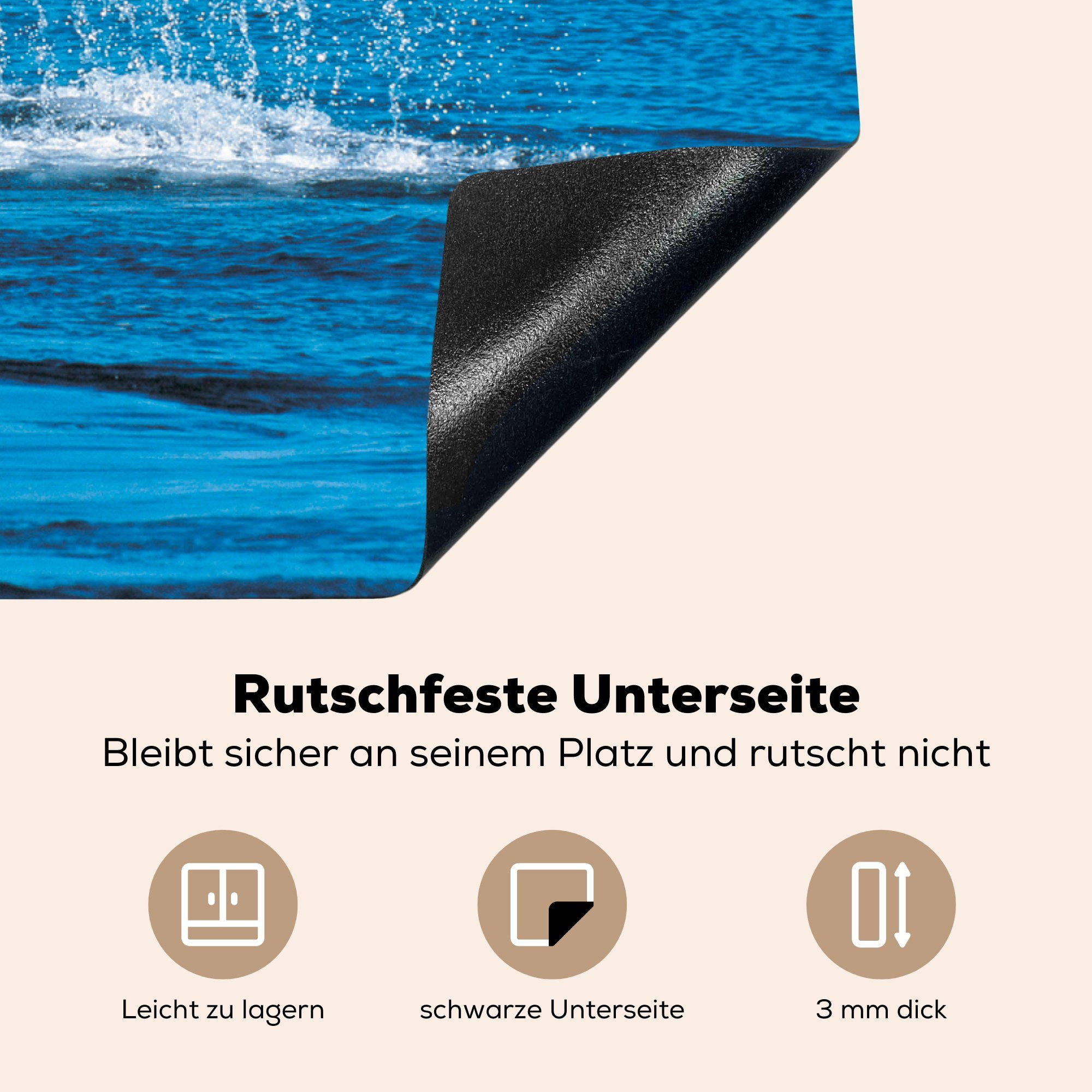 die tlg), cm, (1 - für Herdblende-/Abdeckplatte Blauwal Schwanz MuchoWow küche, Ceranfeldabdeckung Schutz Vinyl, Wals, eines 81x52 Induktionskochfeld