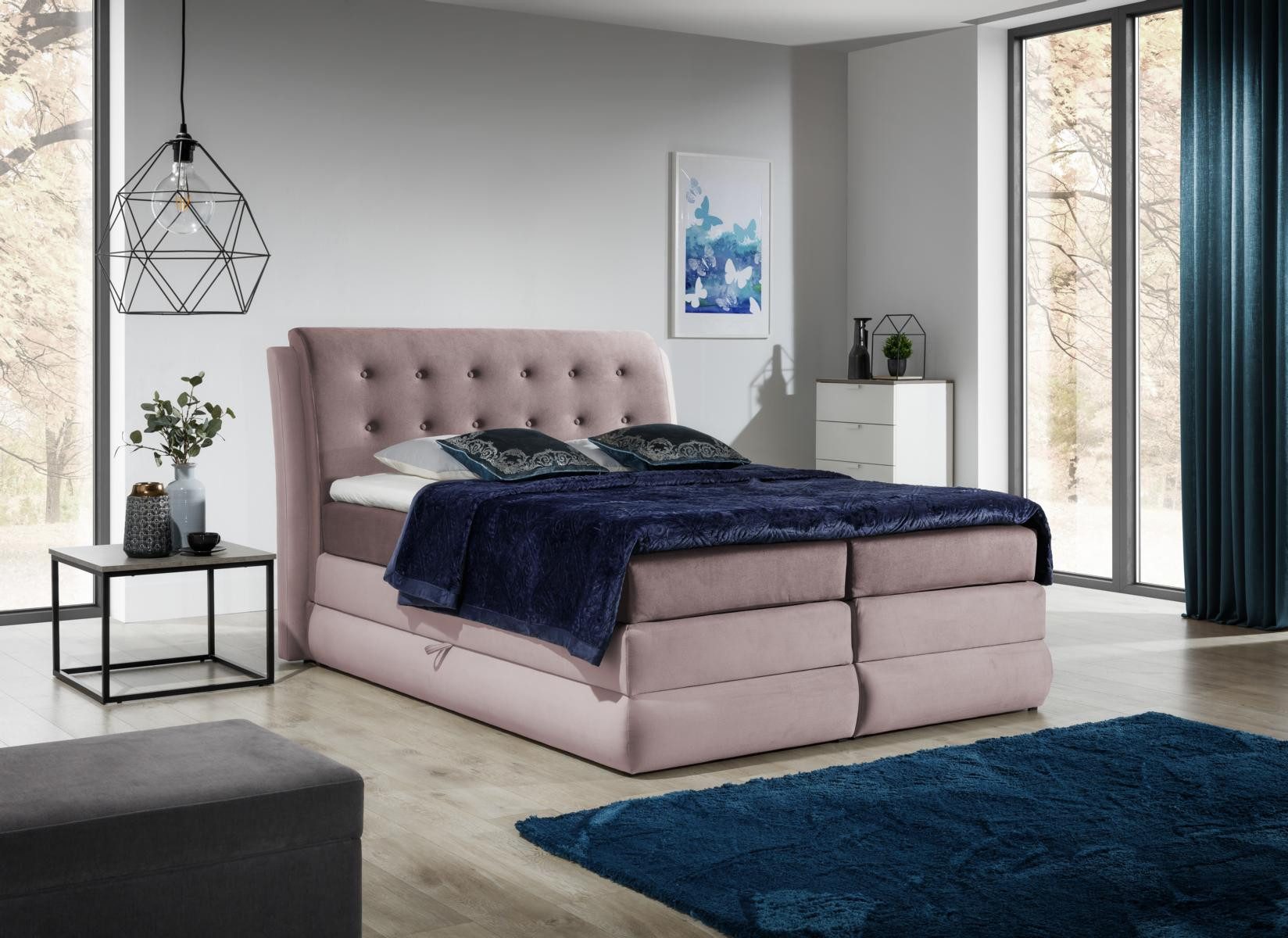 JVmoebel Boxspringbett Chesterfield Doppelbett in Rosa mit luxuriöser Polsterung und Stauraum (1-St)