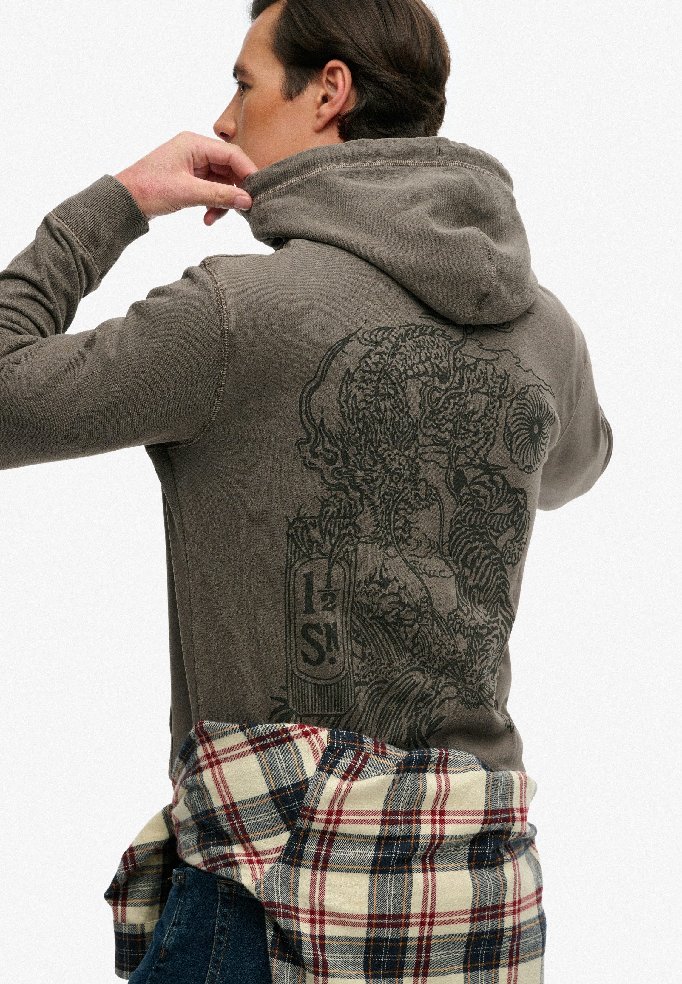 Superdry Kapuzensweatshirt TOKYO NARRATIVE LOOSE HOOD mit coolem Tattoo-Print
